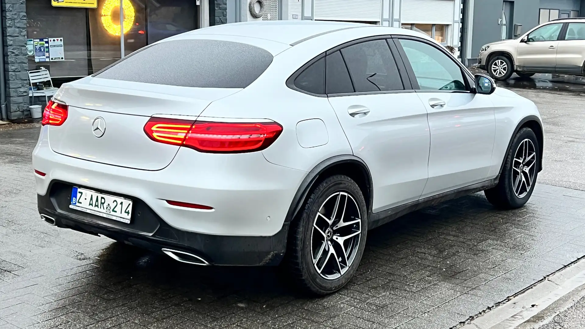 Mercedes-Benz GLC 220 GLC 220 d Coupe 4Matic 9G-TRONIC TOP PERF.STAAT Zilver - 2