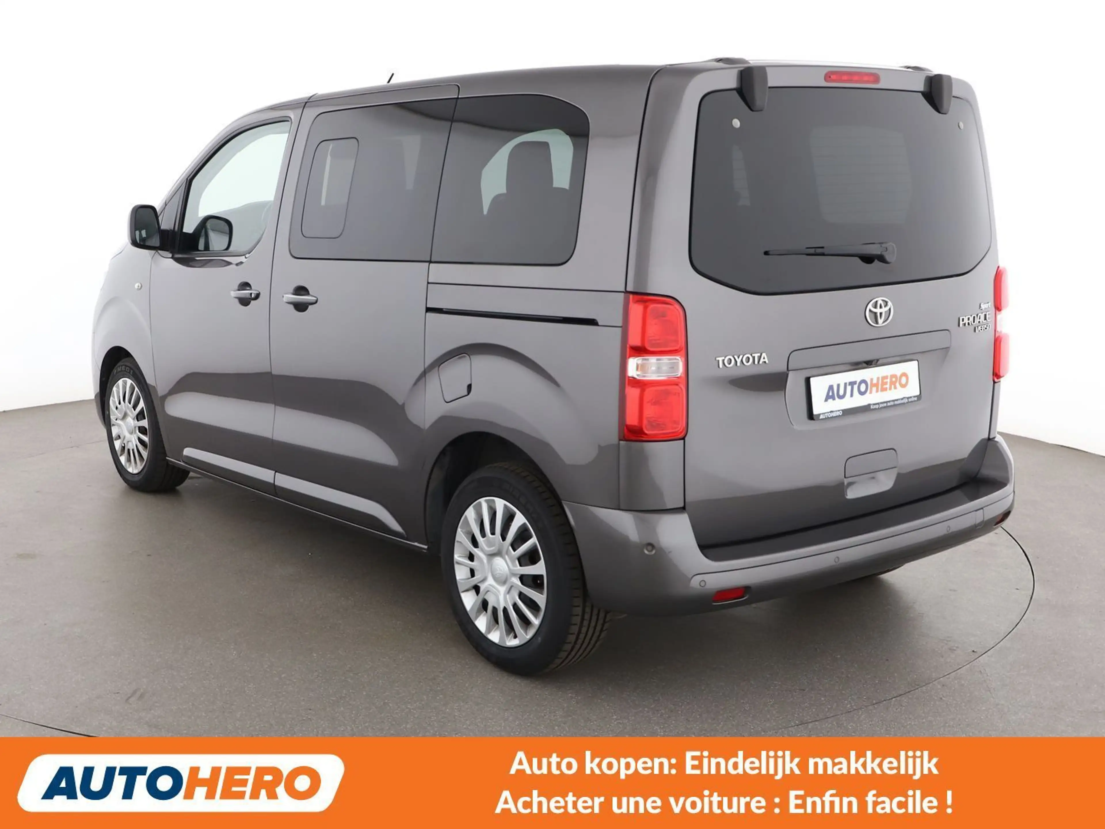 Toyota Proace 1.5 D-4D L1 Dynamic — photo 4