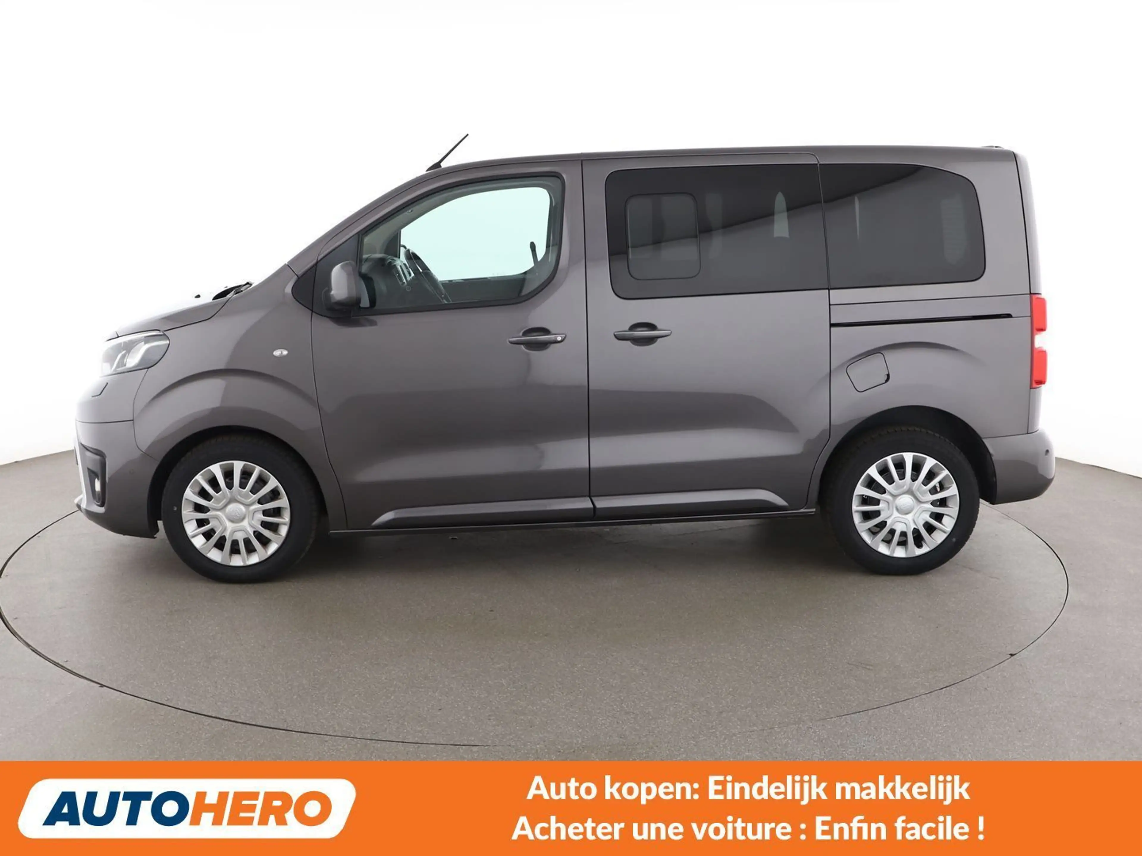 Toyota Proace 1.5 D-4D L1 Dynamic — photo 3