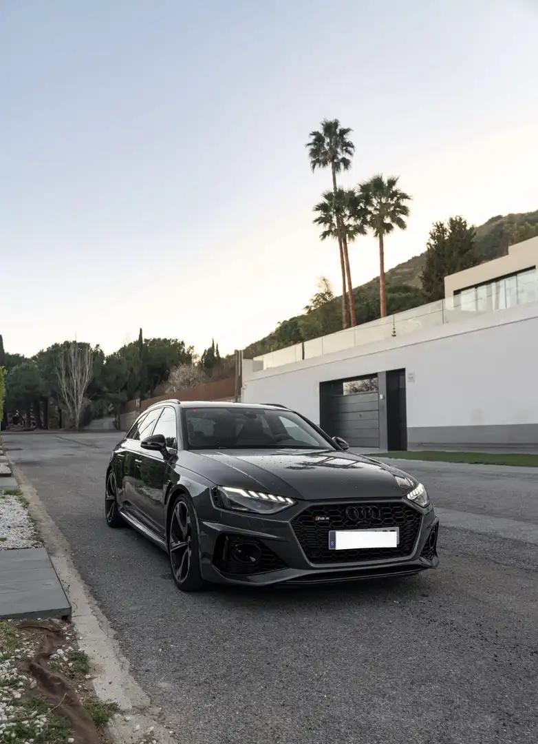 Audi RS4 Avant TFSI quattro tiptronic - 2