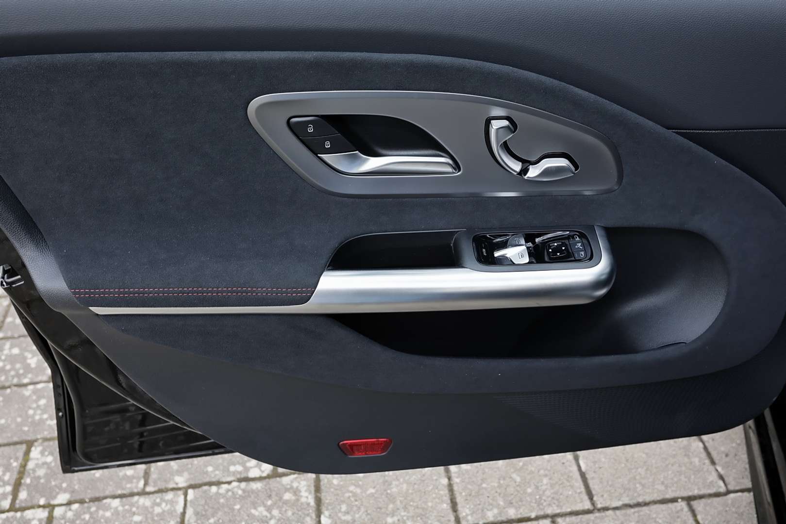 Mercedes CLA 200 Night Edition - 2026 - Joinsteer - #12