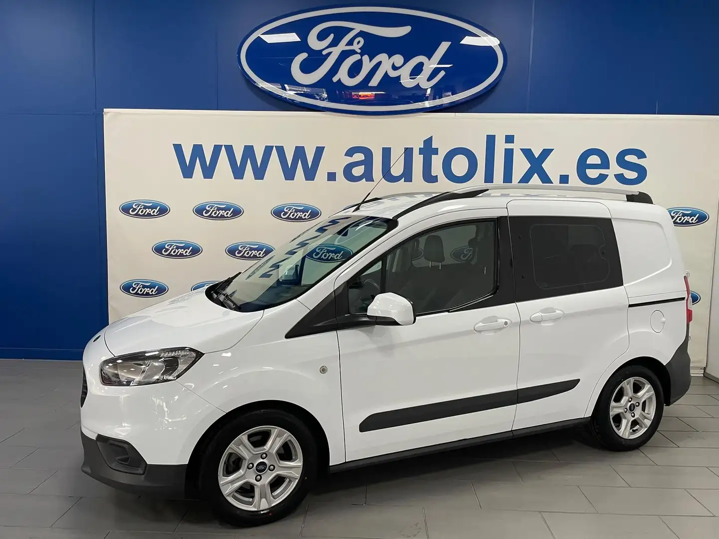 Ford Tourneo Courier 1.5TDCi Trend 100 Blanco - 1
