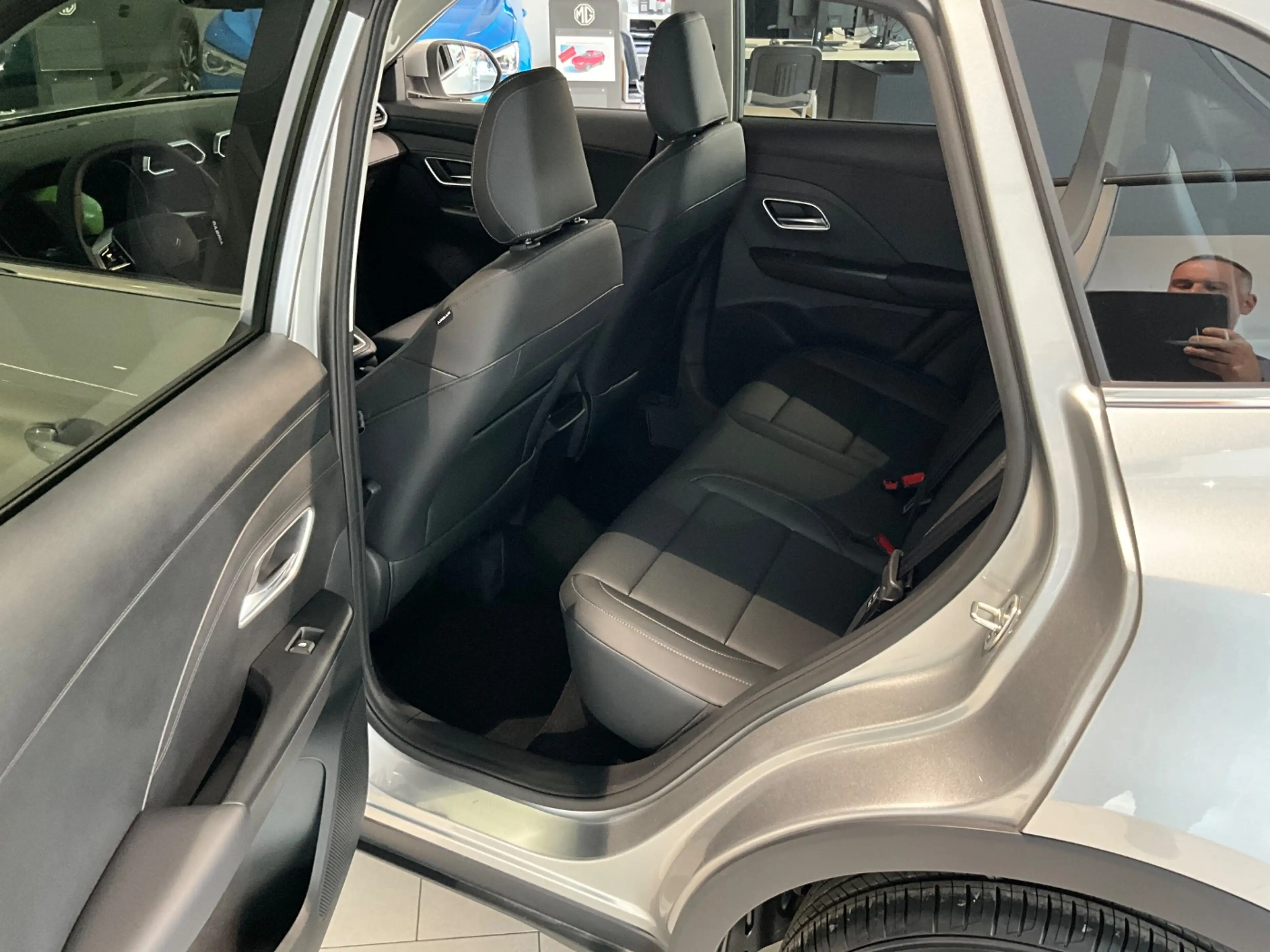 MG ZS 1.5 T Comfort LED+Navi+SHZ+Fernlichtass.+Kam. — photo 11