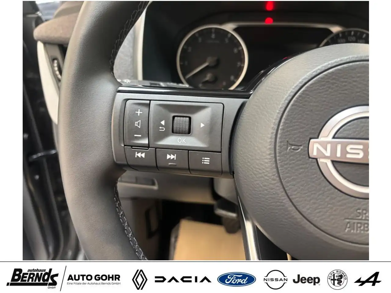 Nissan Qashqai 1.3 Acenta Klima PDC Navi WinterP. Kamera CarPlay, миниатюра 12