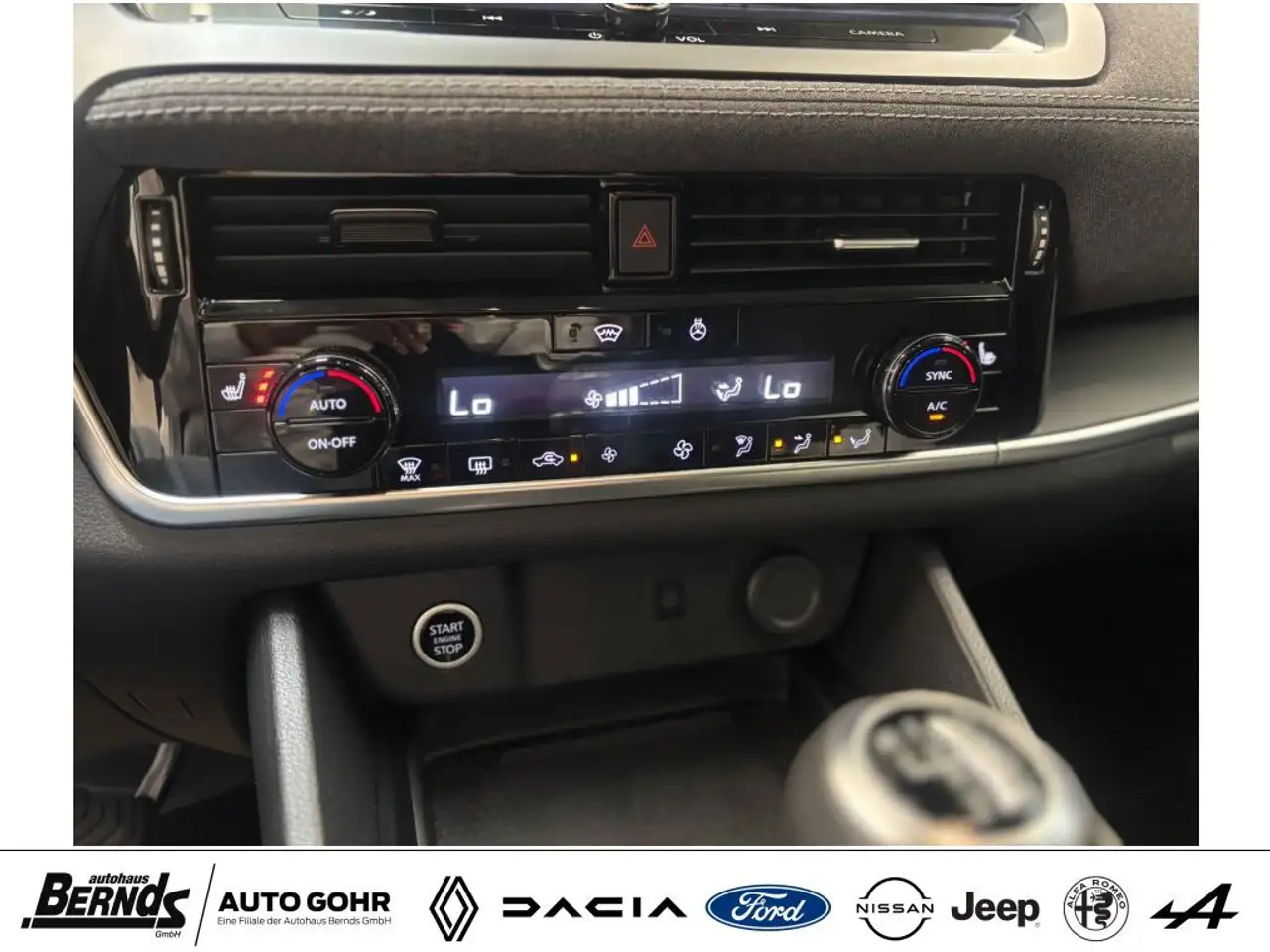 Nissan Qashqai 1.3 Acenta Klima PDC Navi WinterP. Kamera CarPlay, миниатюра 17