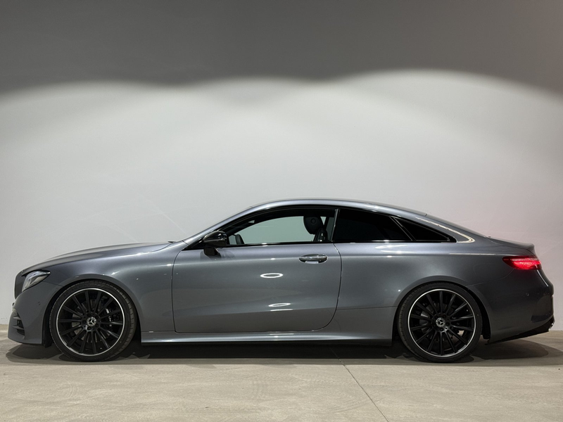Mercedes-Benz E 400 d AMG Line 4M Multibeam — photo 9