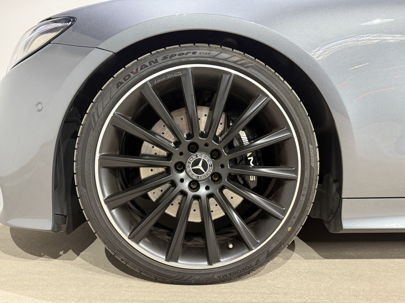 Mercedes-Benz E 400 d AMG Line 4M Multibeam — photo 10