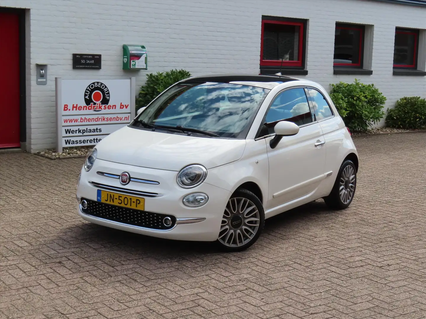 Fiat 500 TwinAir Turbo 80pk Lounge/ Panoramadak/ Parkeersen Blanc - 1