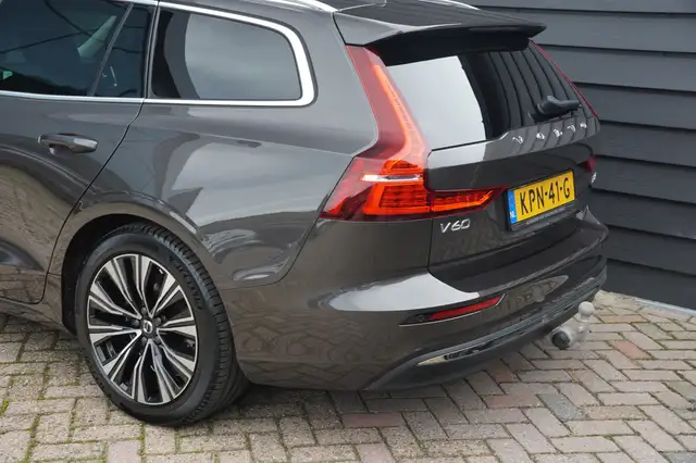 Volvo V60 view 16
