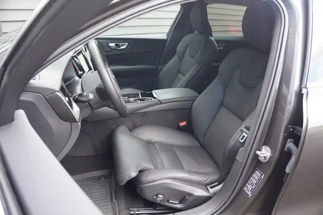 Volvo V60 view 8