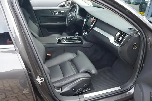 Volvo V60 view 22