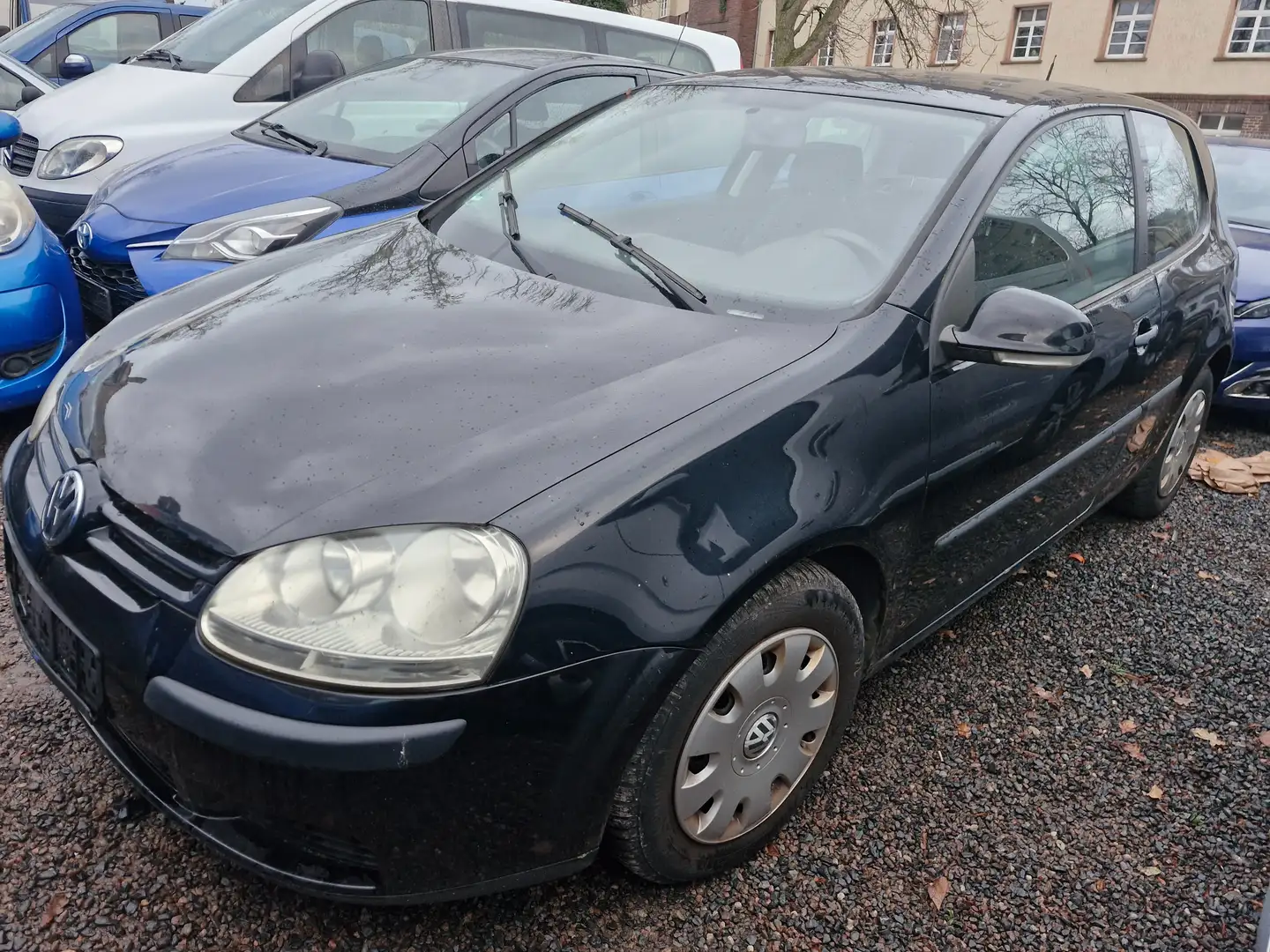 Volkswagen Golf 1.6 Trendline Noir - 1