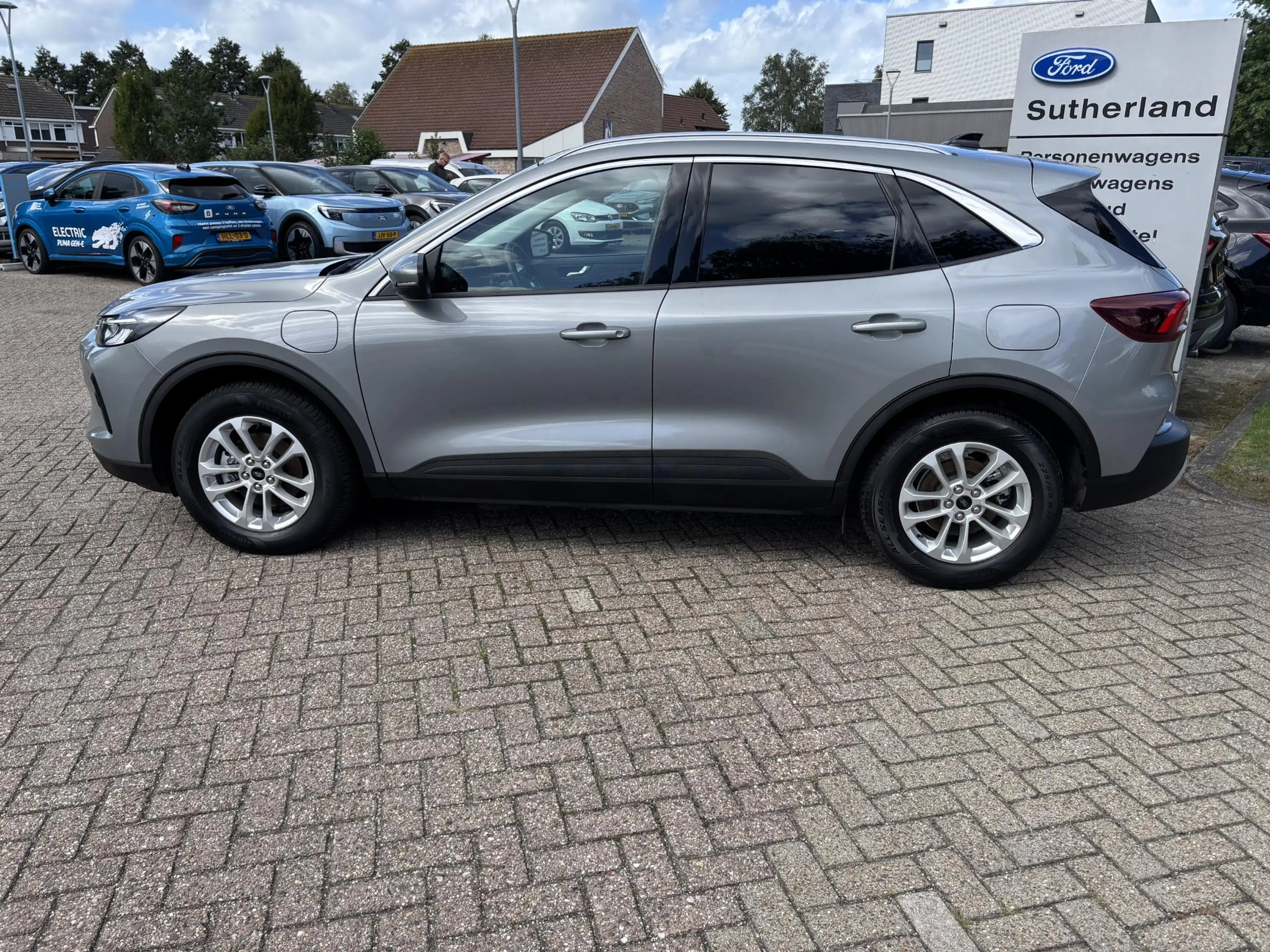 Ford Kuga 2.5 PHEV Titanium | Nieuw model | Wegklapbare trek — photo 4