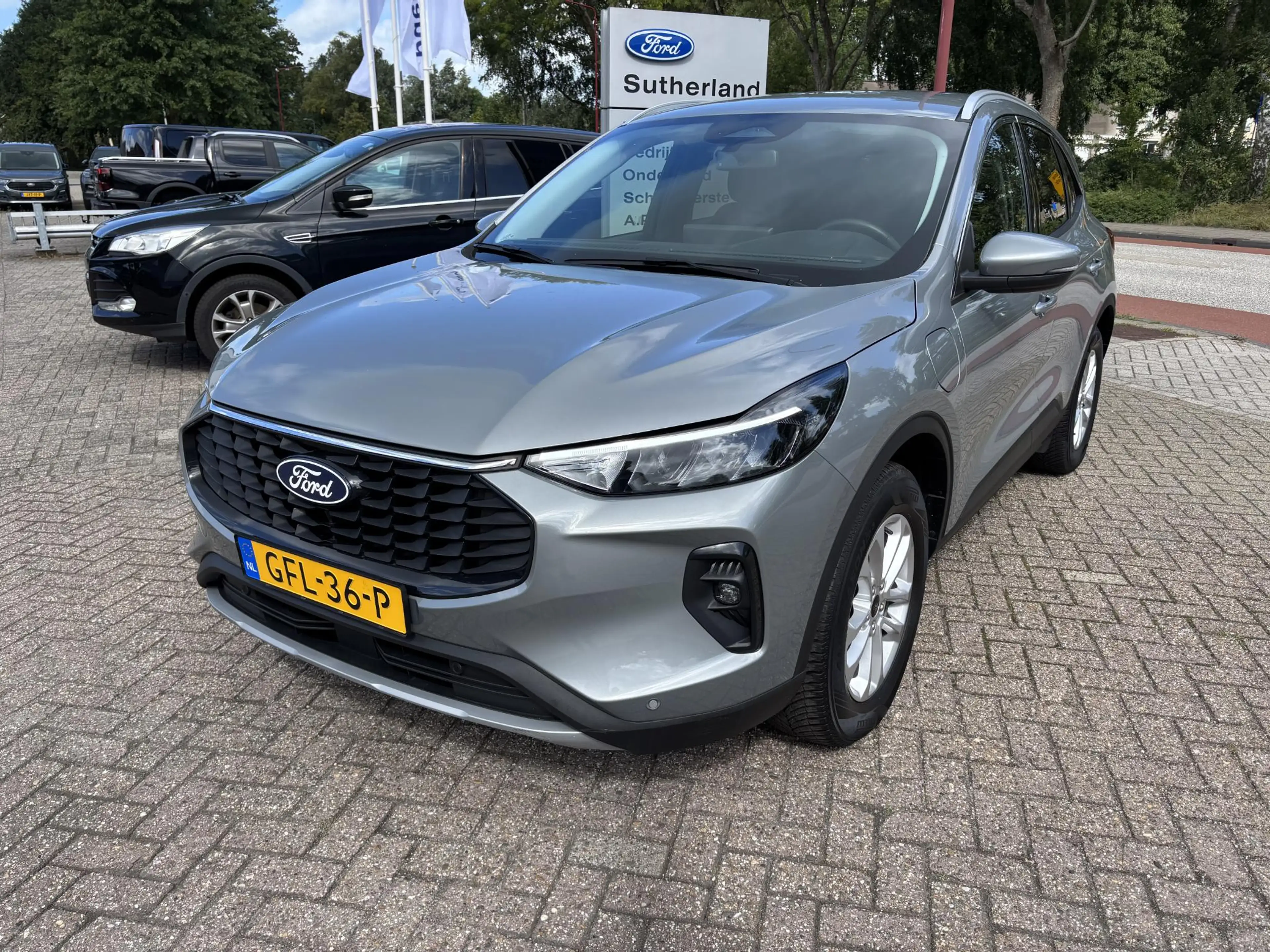 Ford Kuga 2.5 PHEV Titanium | Nieuw model | Wegklapbare trek — photo 3