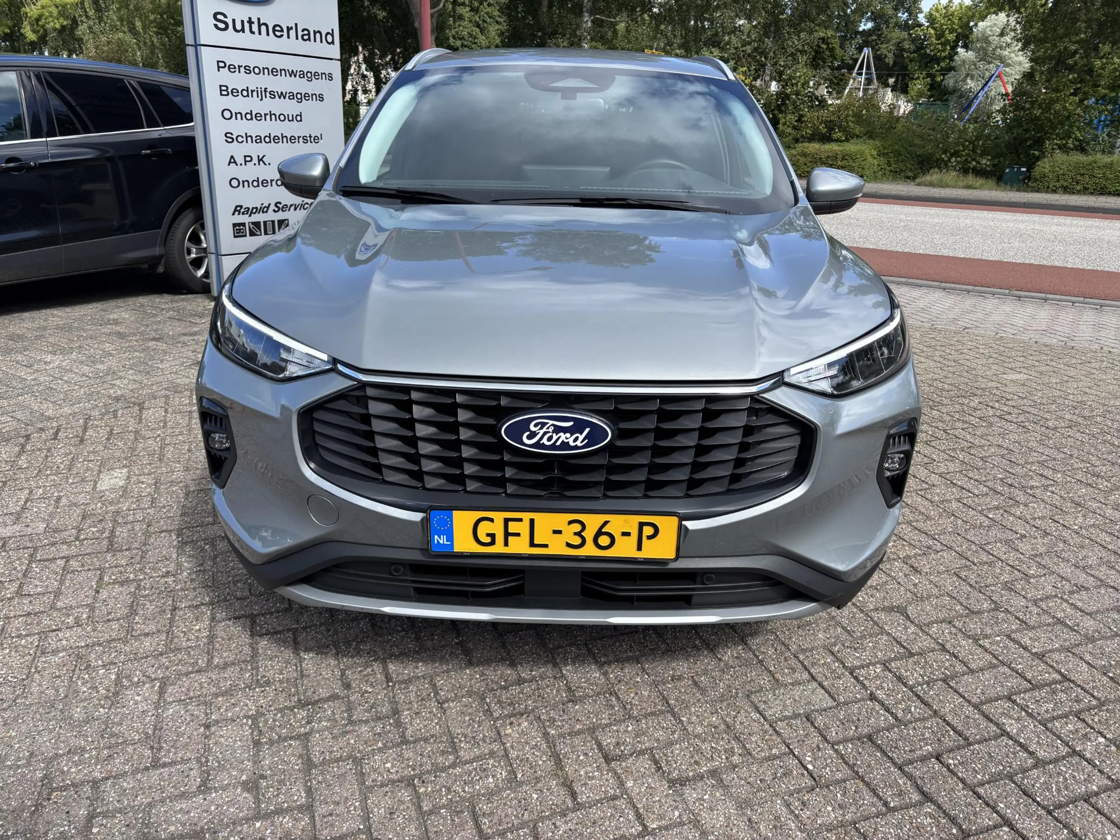 Ford Kuga 2.5 PHEV Titanium | Nieuw model | Wegklapbare trek — photo 2