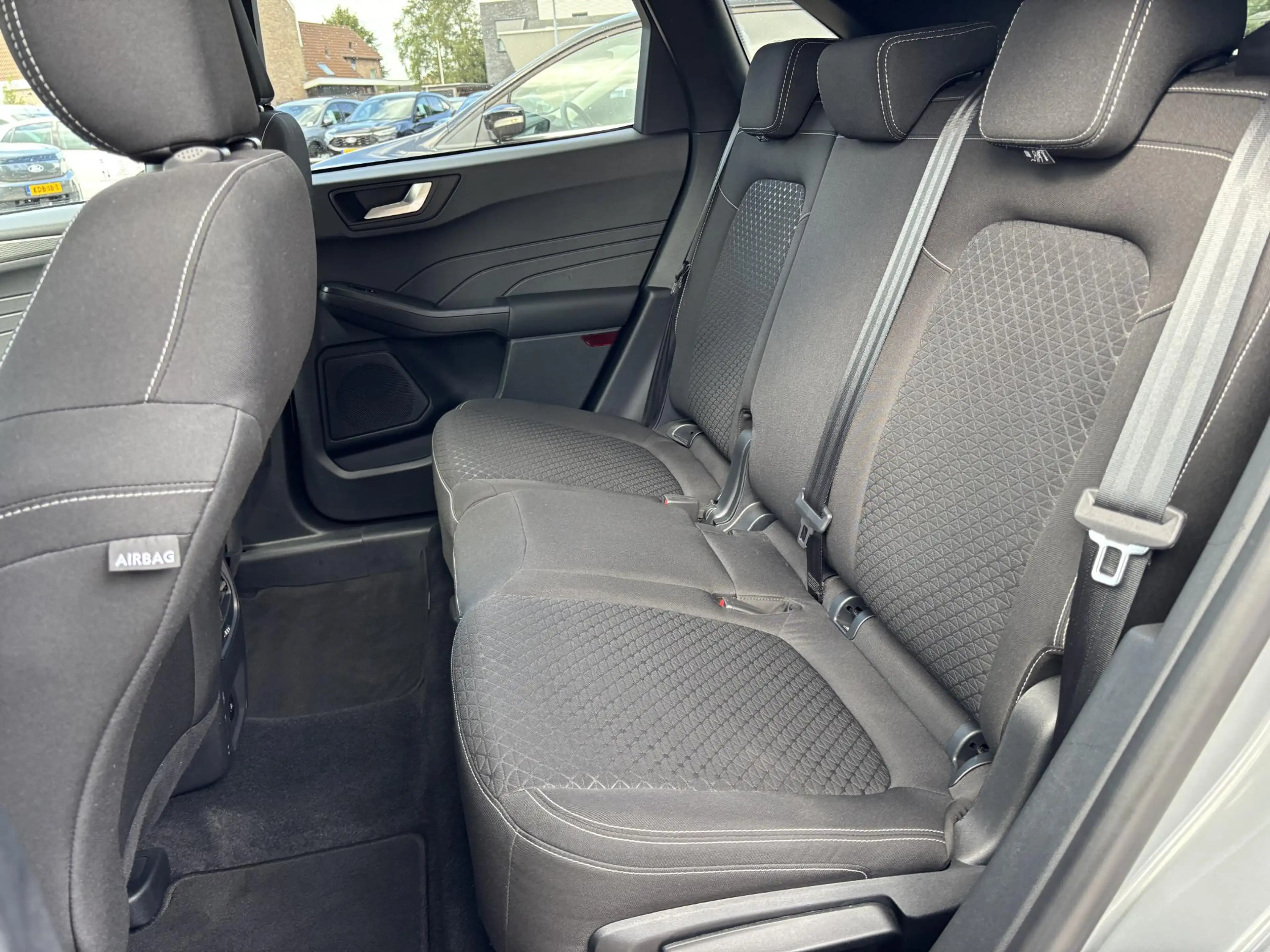 Ford Kuga 2.5 PHEV Titanium | Nieuw model | Wegklapbare trek — photo 10