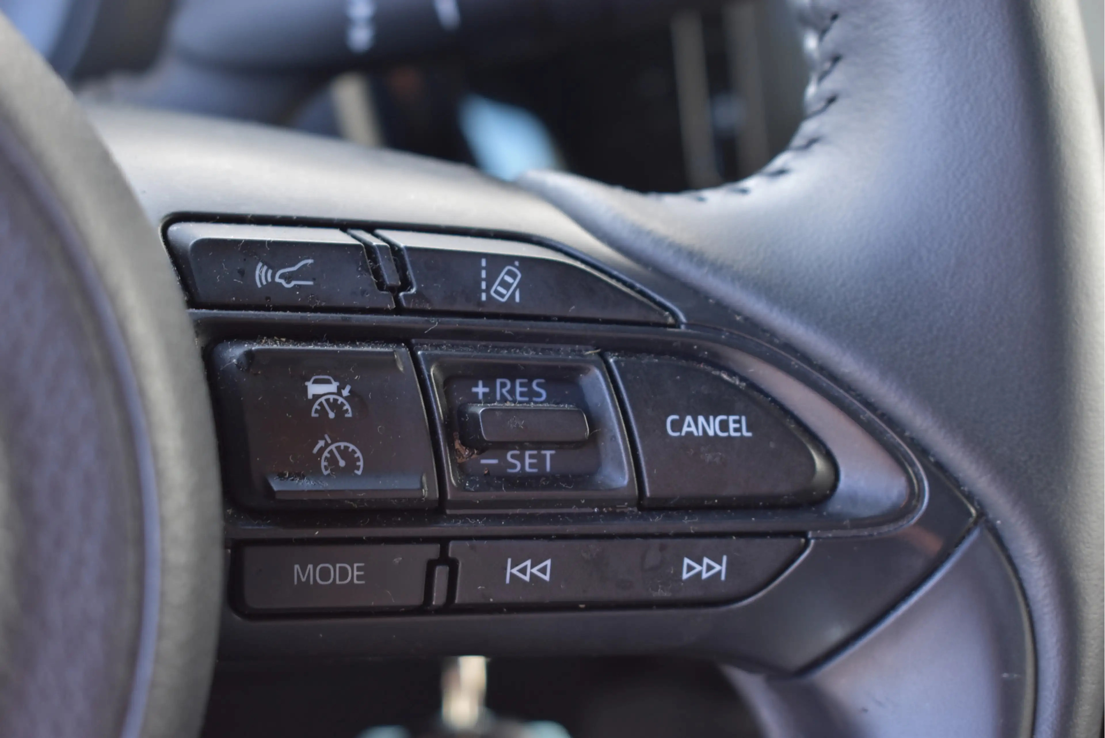 Toyota Aygo X 1.0 VVT-i MT Play NL-auto, Adaptive cruise, Camera — photo 9
