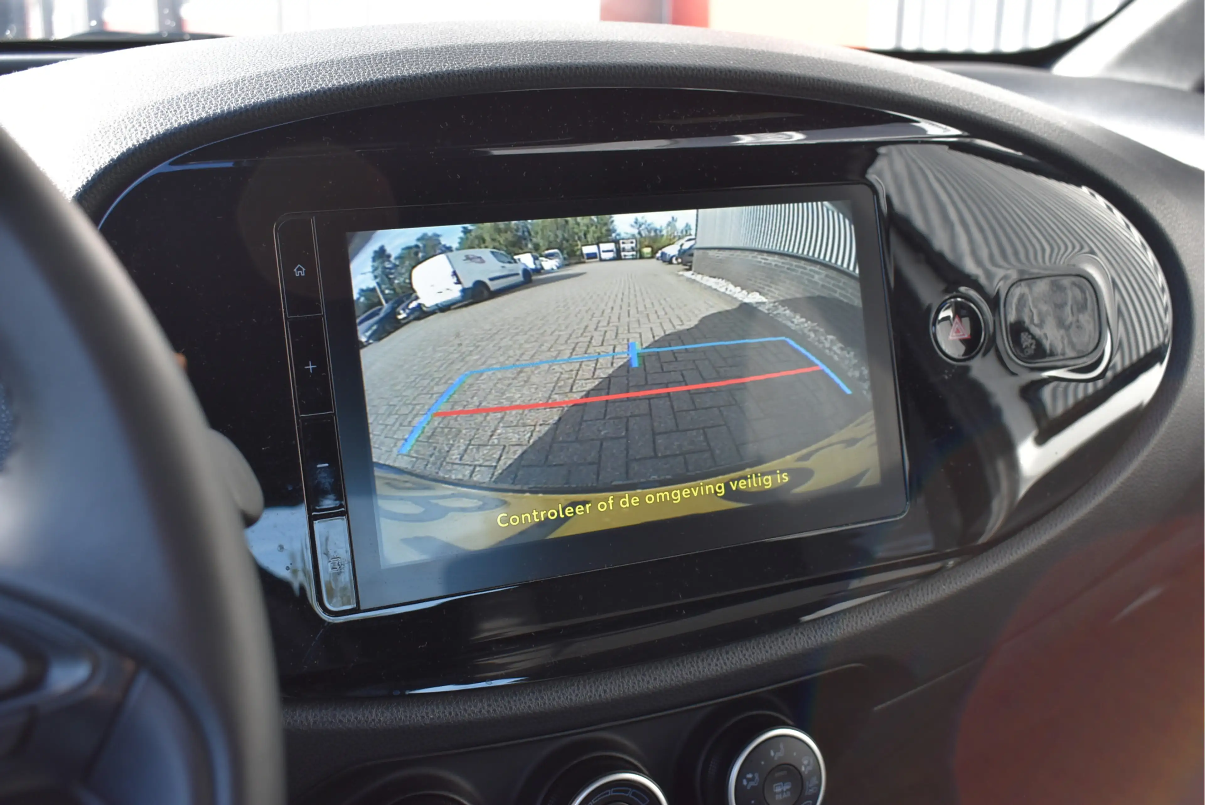 Toyota Aygo X 1.0 VVT-i MT Play NL-auto, Adaptive cruise, Camera — photo 7
