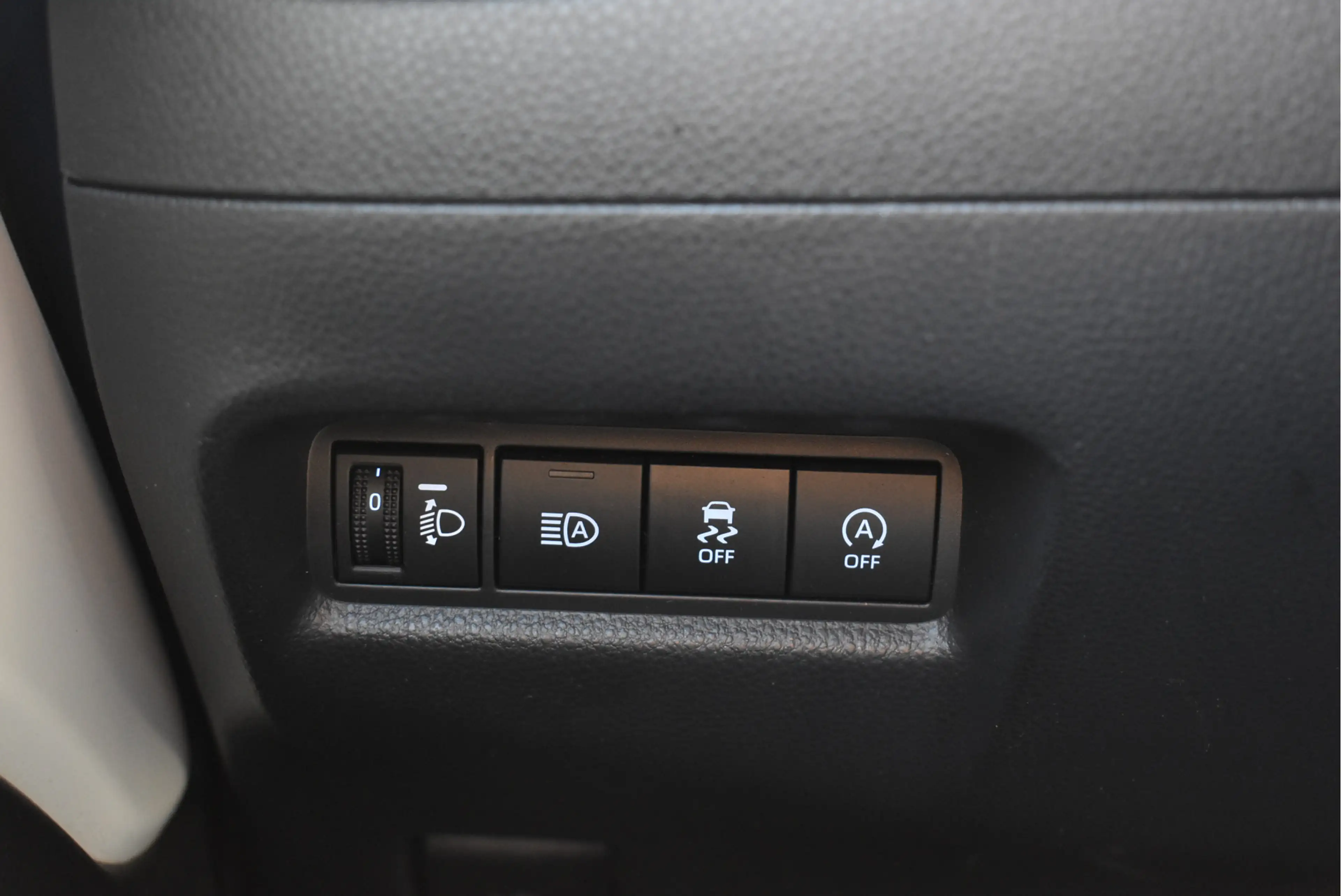 Toyota Aygo X 1.0 VVT-i MT Play NL-auto, Adaptive cruise, Camera — photo 31