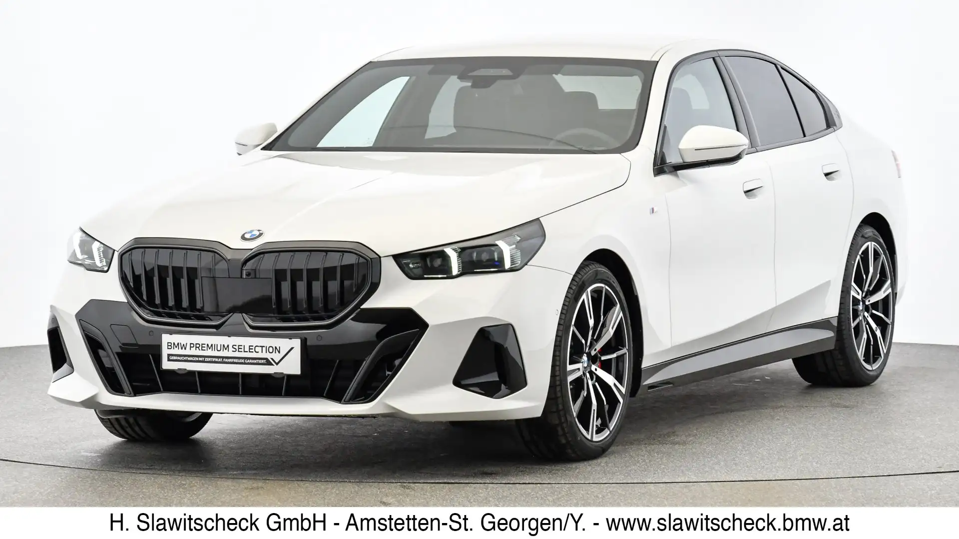 BMW 520 520d xDrive Wit - 1