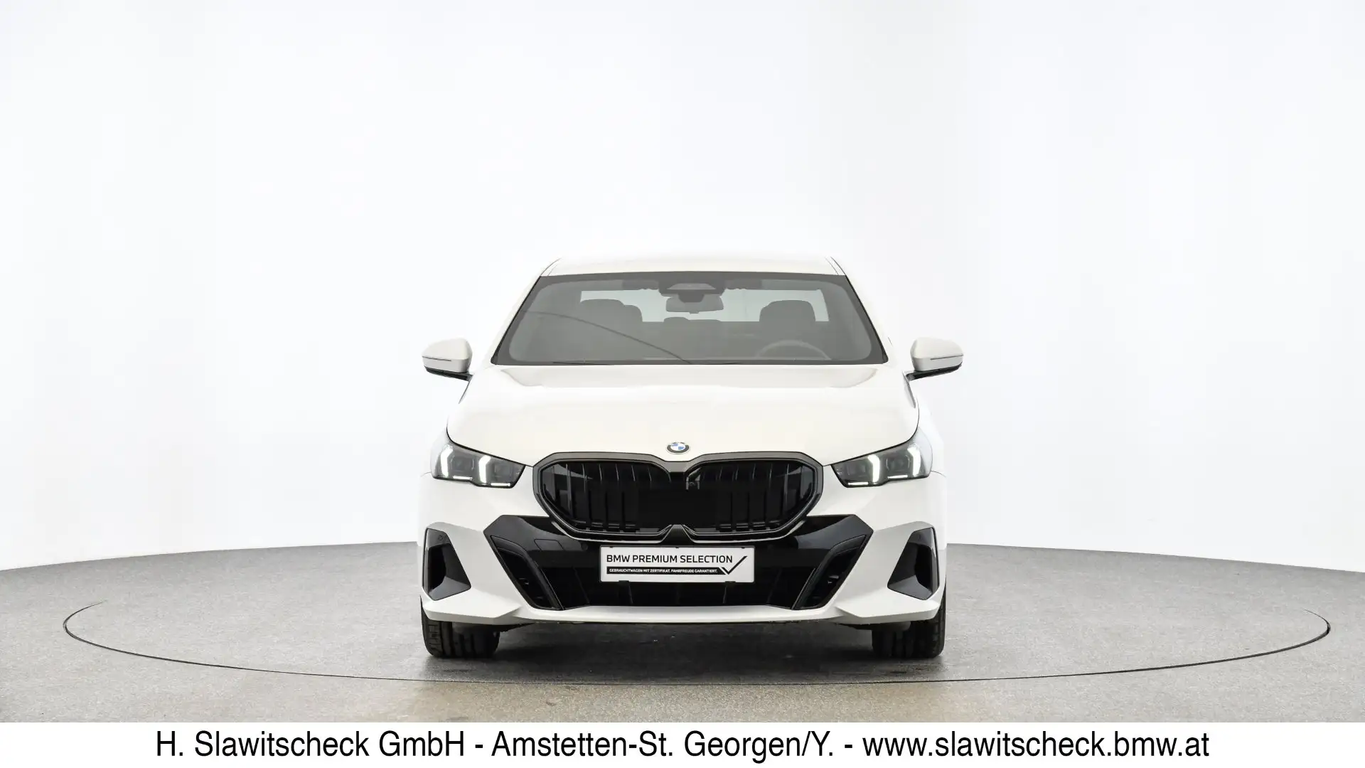 BMW 520 520d xDrive Wit - 2