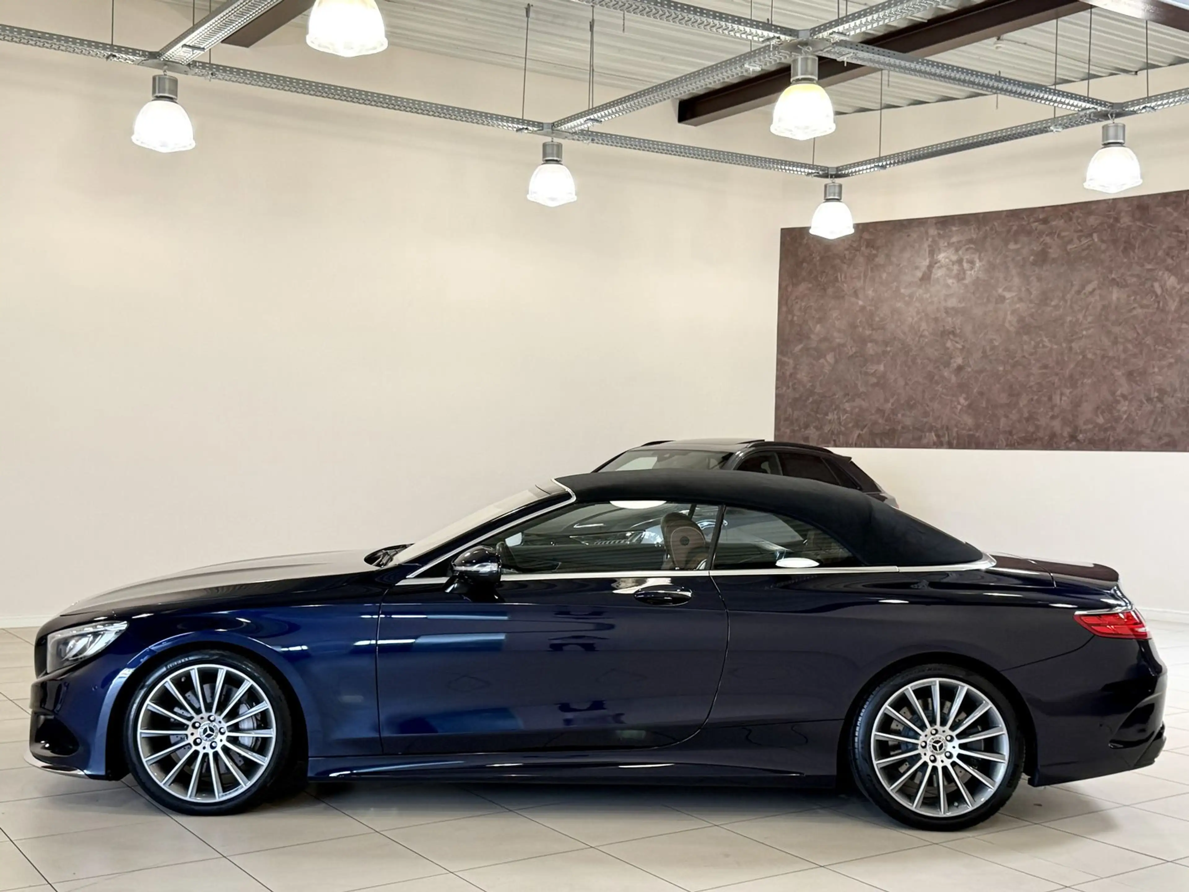Mercedes-Benz S 500 Cabriolet AMG Line *Exclusive-HUD-360°-20" — photo 3