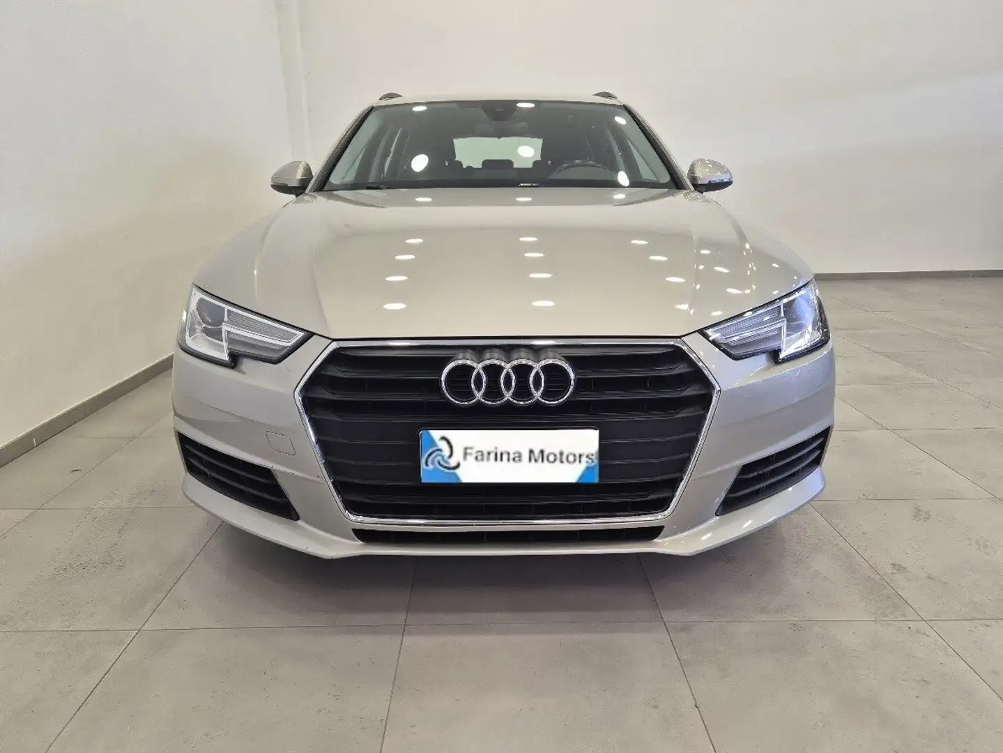 Audi A4 Avant 2.0 TDI clean diesel - Sens. Post. - Limita Beige - 2