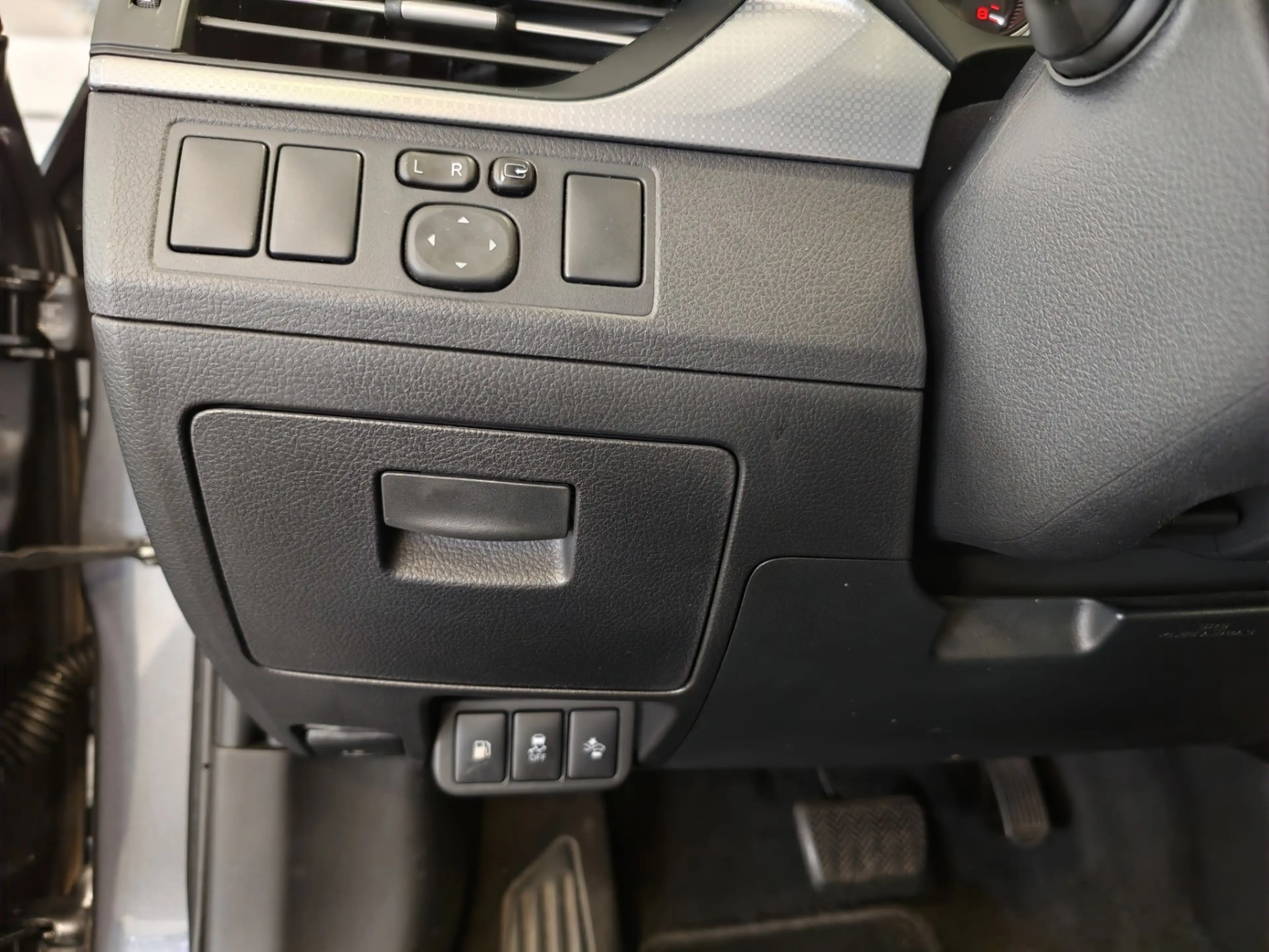 Toyota Avensis Touring Sports 1.8 VVT-i Lease Pro Automaat Trekha — photo 23