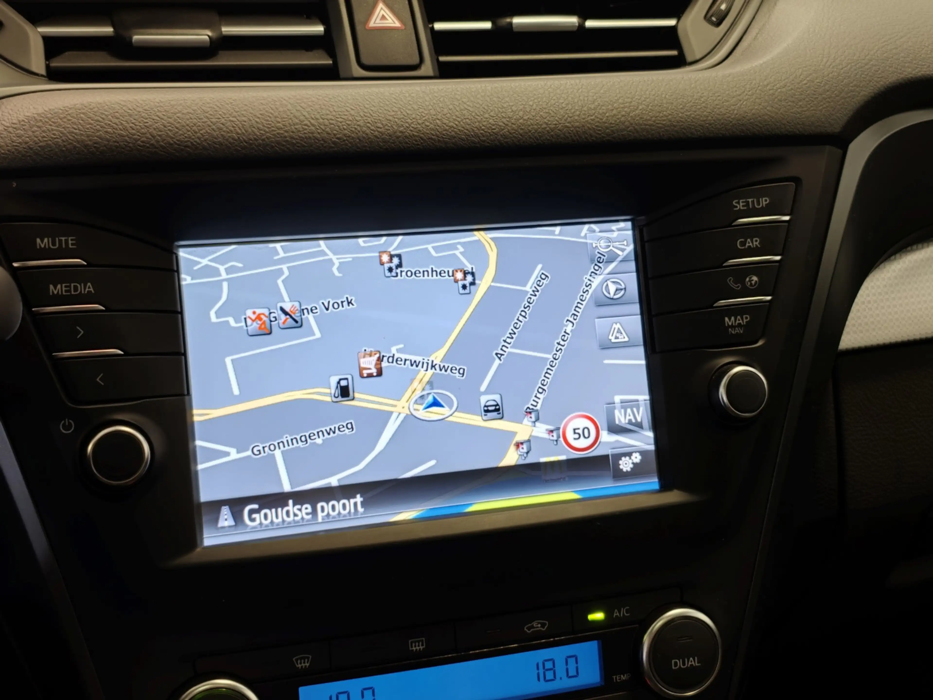 Toyota Avensis Touring Sports 1.8 VVT-i Lease Pro Automaat Trekha — photo 18
