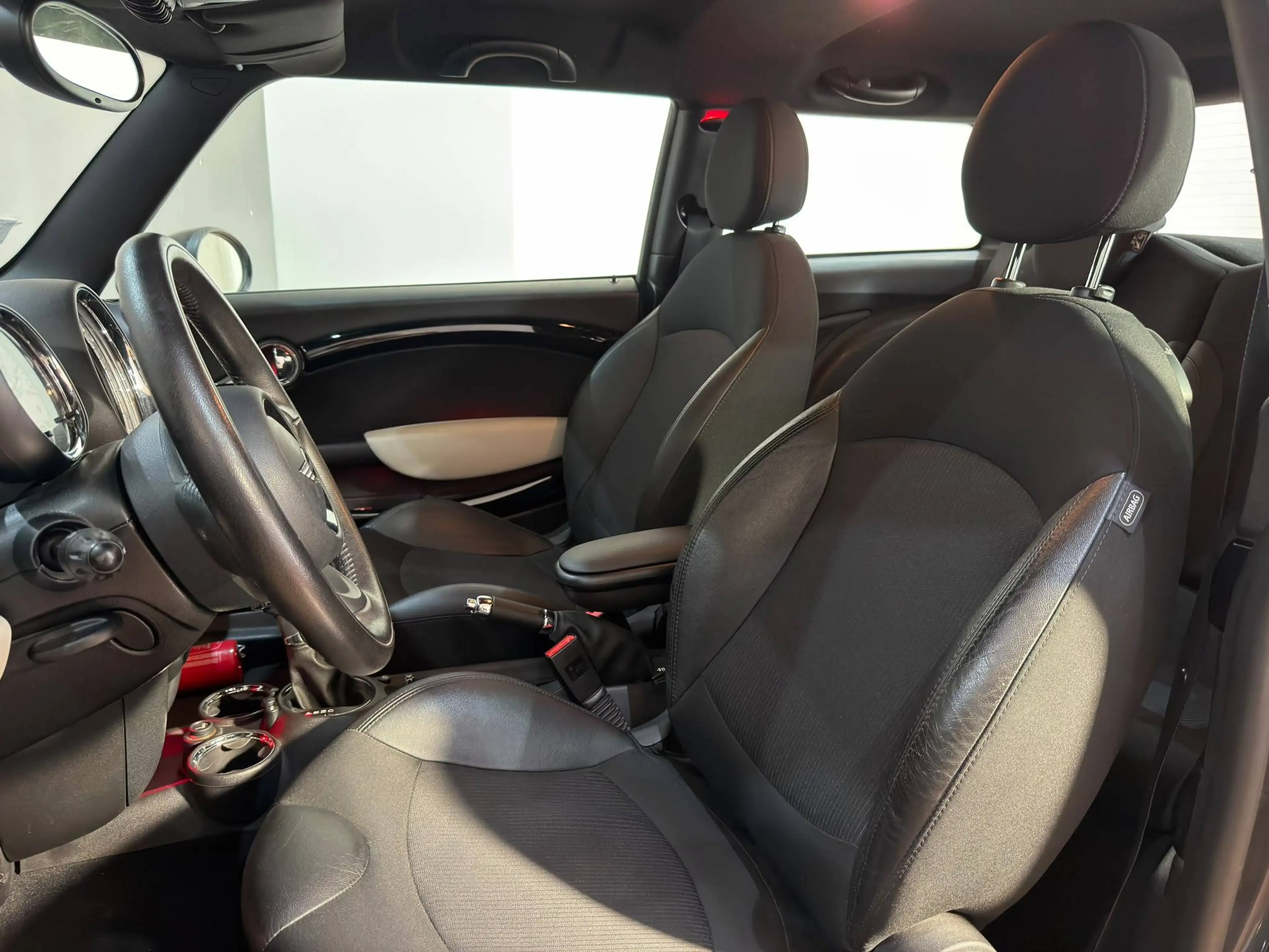 MINI Cooper S Mini 1.6i Cooper S — photo 9