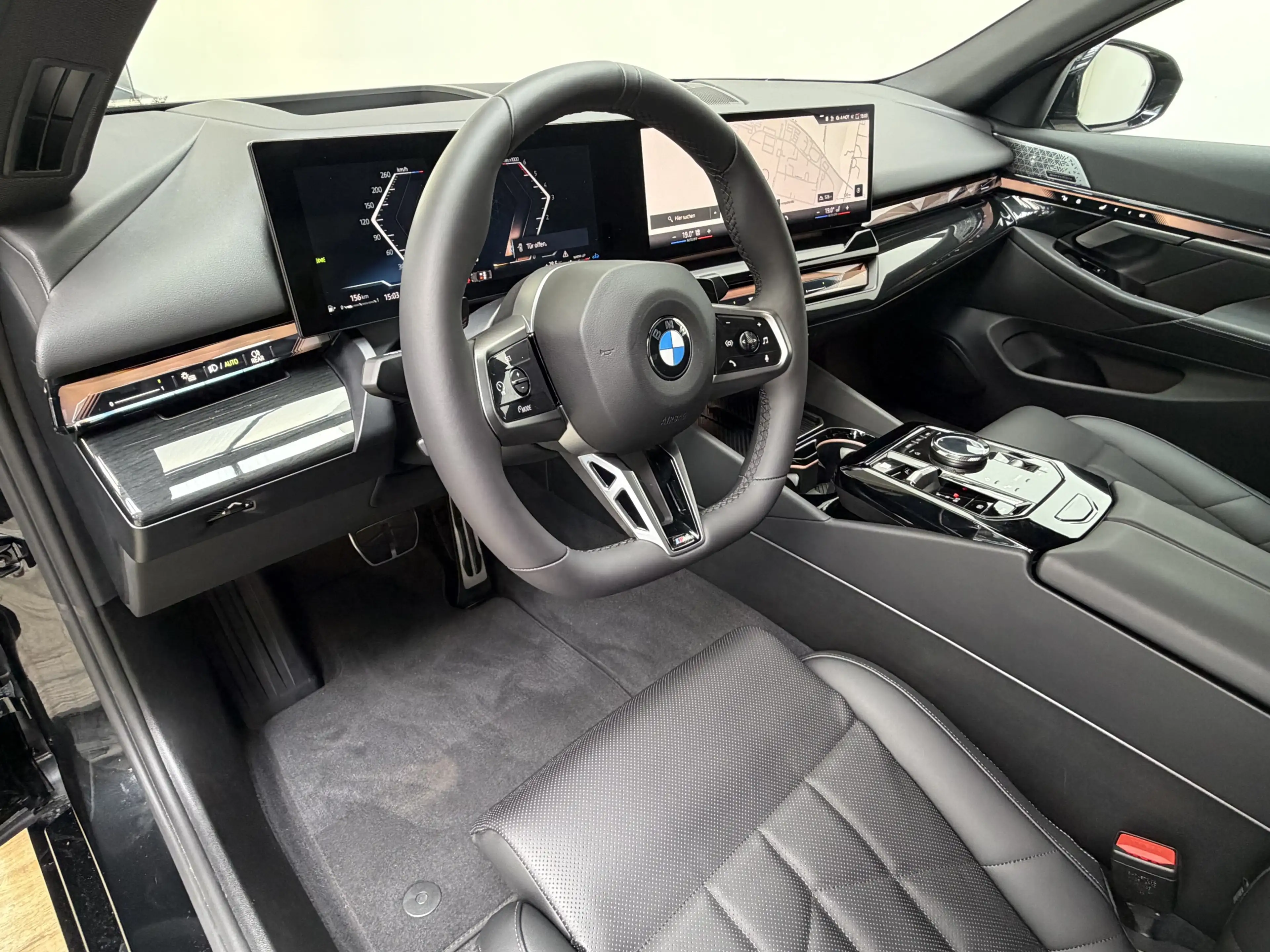 BMW 540 xDr. M Sport Pro Pano Sitzlüft. AHK ACC B&W — photo 8