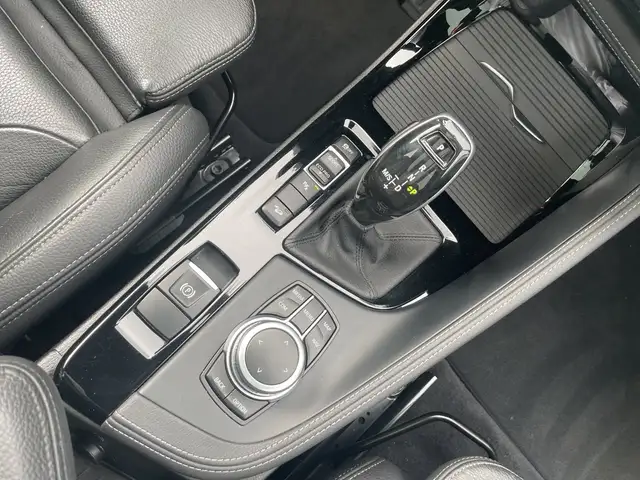 BMW X1 view 11
