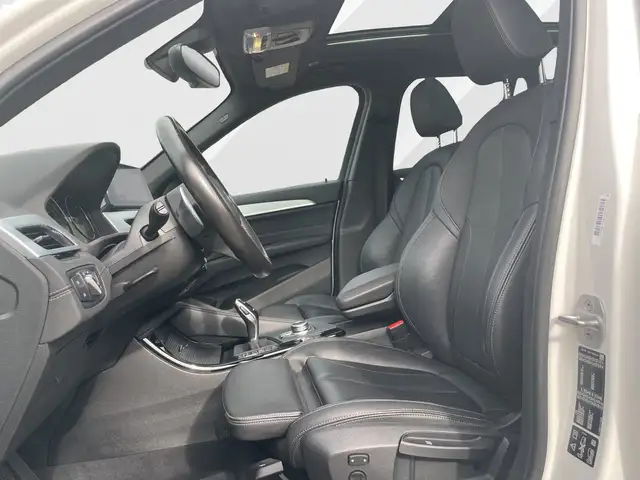 BMW X1 view 13