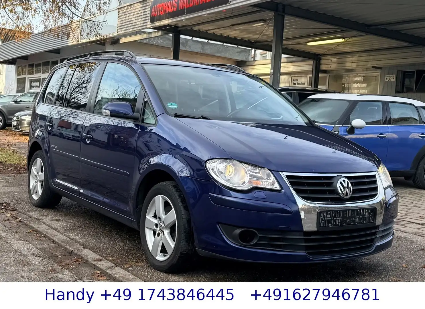 Volkswagen Touran 1.6i United/7-Sitzer/NAVI/SHZ/S-Heft/TÜV Blau - 1