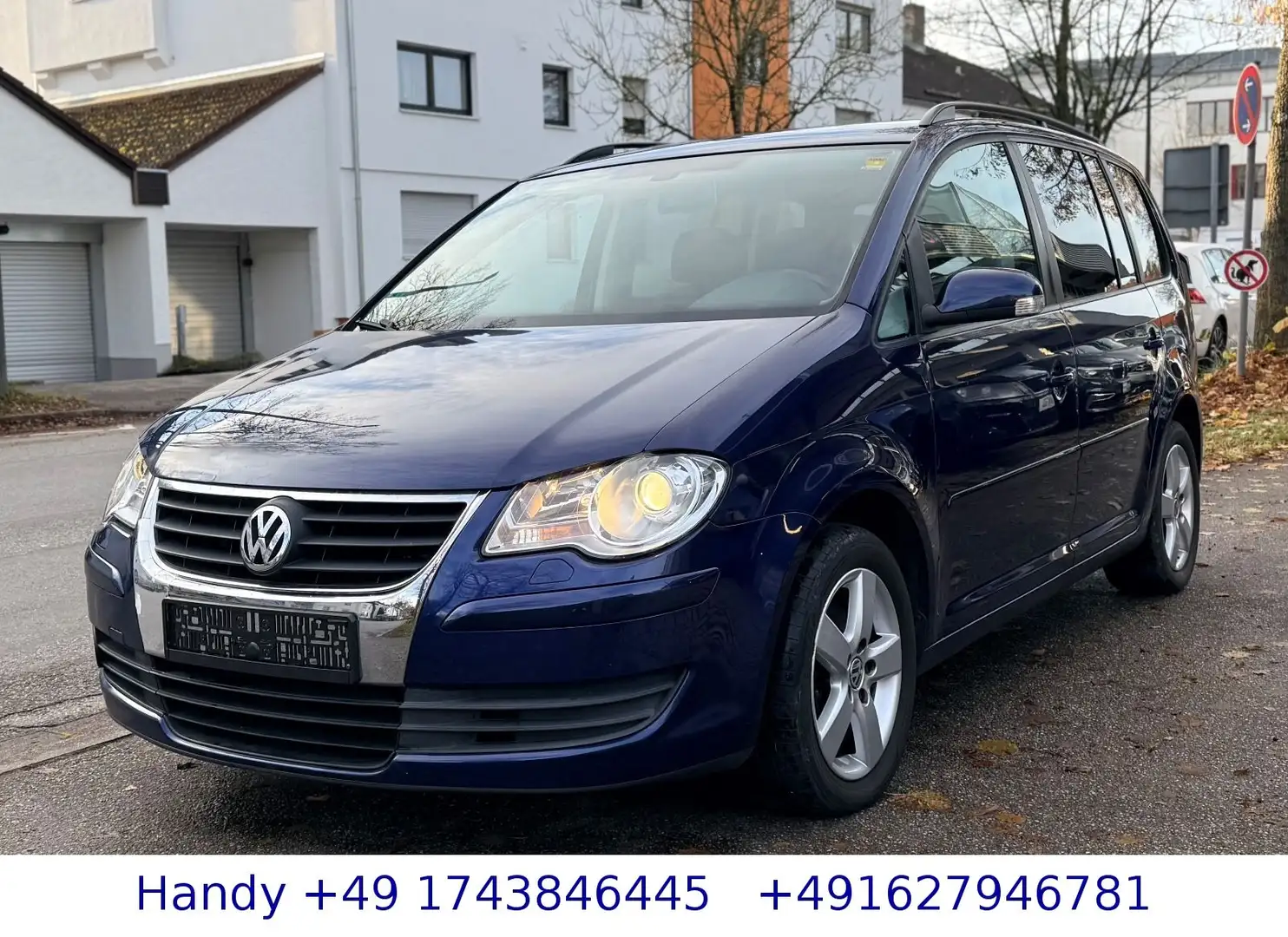 Volkswagen Touran 1.6i United/7-Sitzer/NAVI/SHZ/S-Heft/TÜV Blau - 2