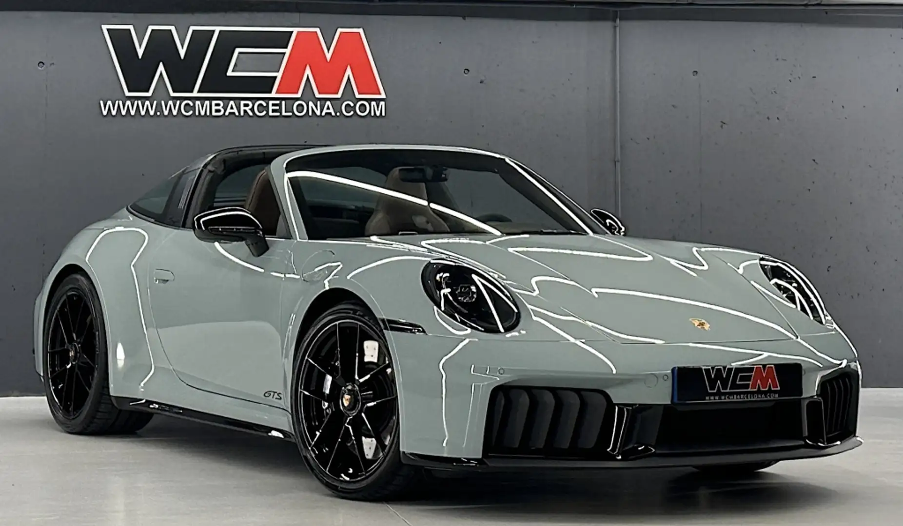 Porsche 911 Targa 4 GTS Vert - 1