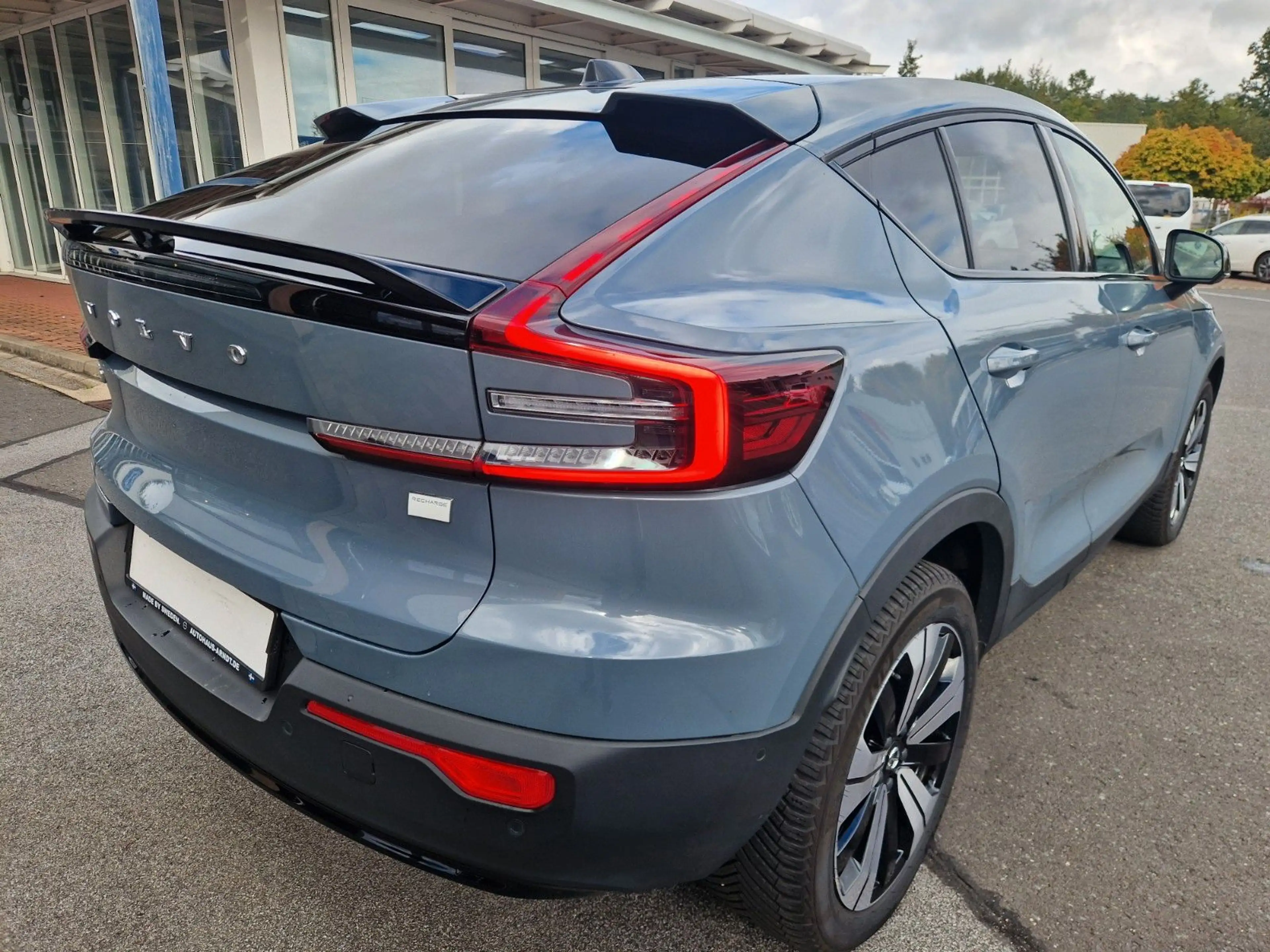 Volvo C40 Ultimate Recharge Pure Electric 2WD — photo 5