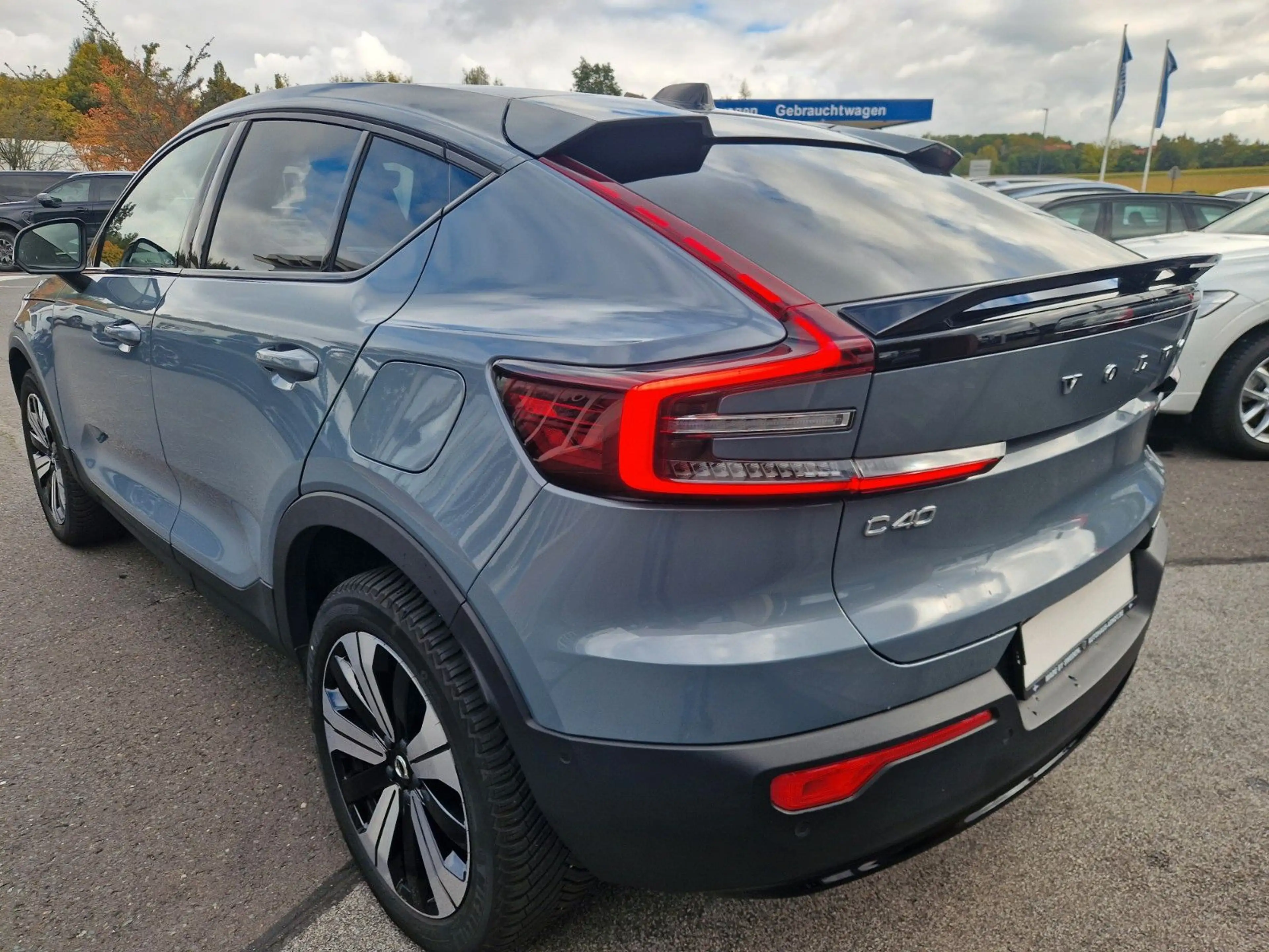 Volvo C40 Ultimate Recharge Pure Electric 2WD — photo 7