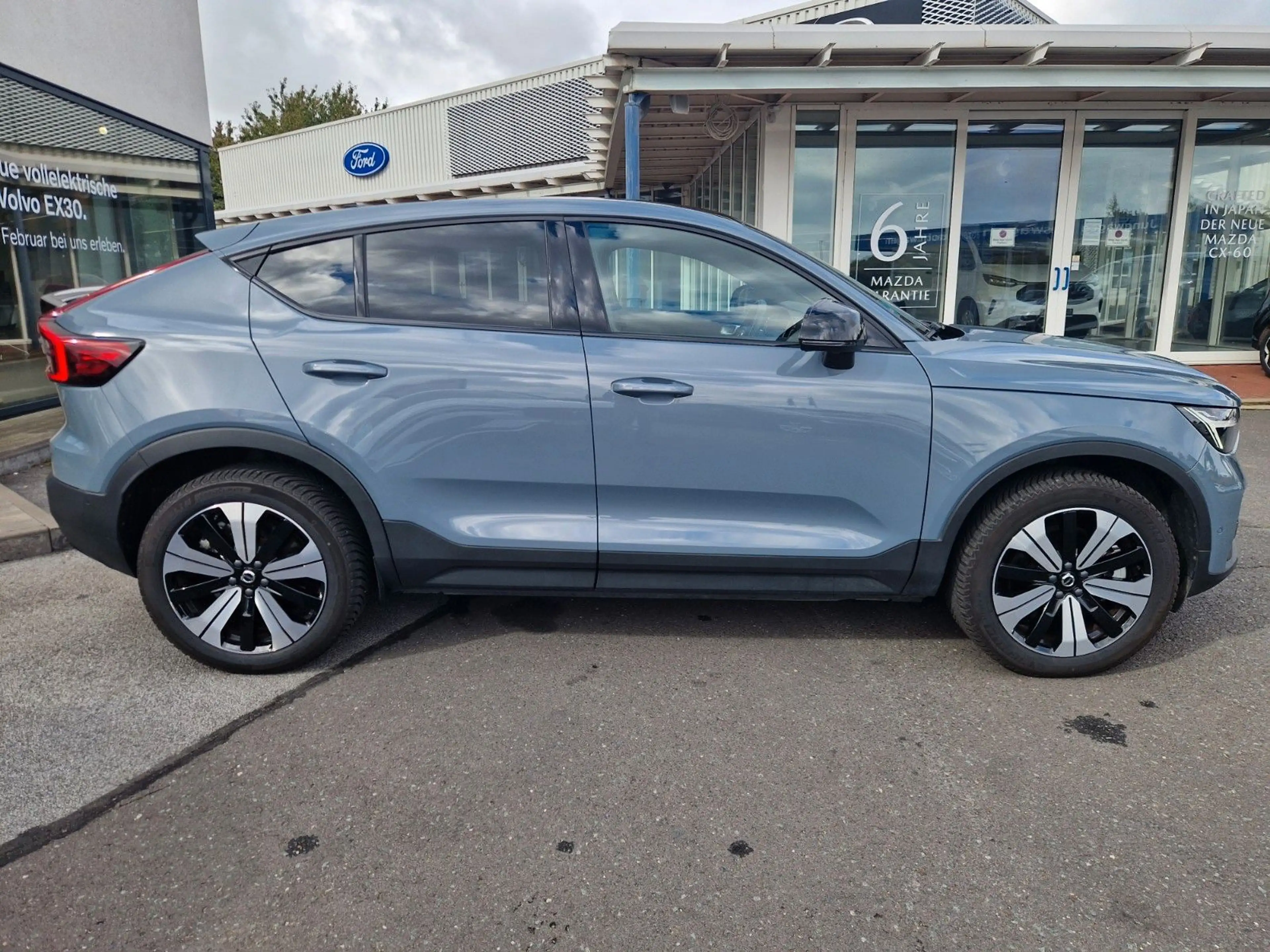 Volvo C40 Ultimate Recharge Pure Electric 2WD — photo 4