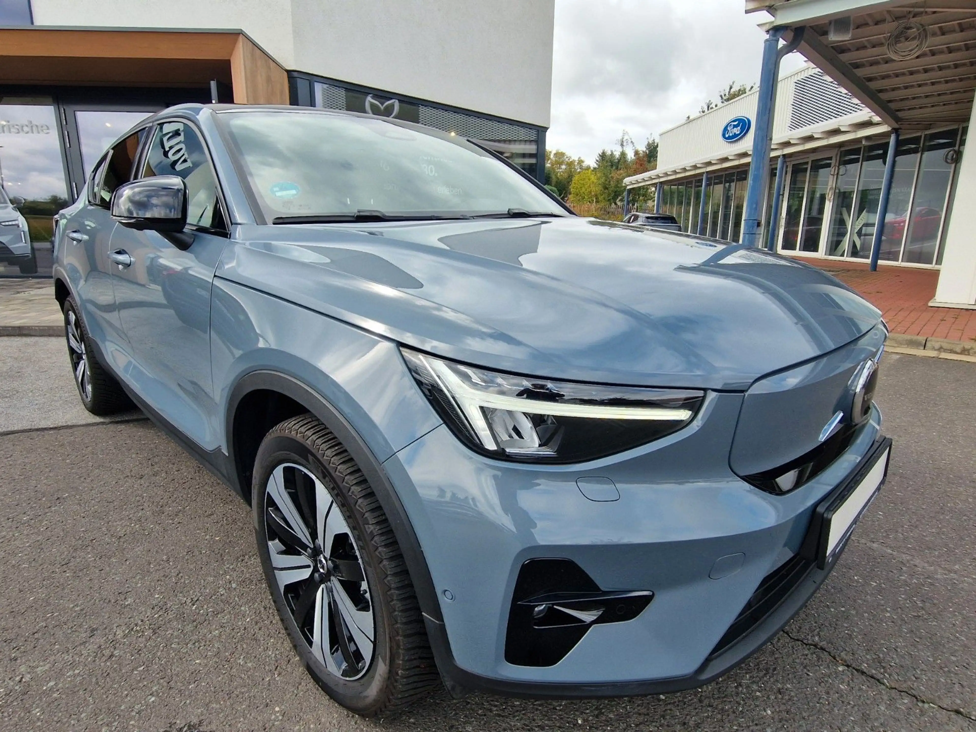 Volvo C40 Ultimate Recharge Pure Electric 2WD — photo 3