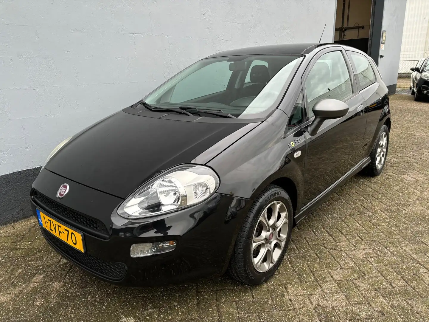 Fiat Punto Evo 0.9 TwinAir Young - LMV Fekete - 1