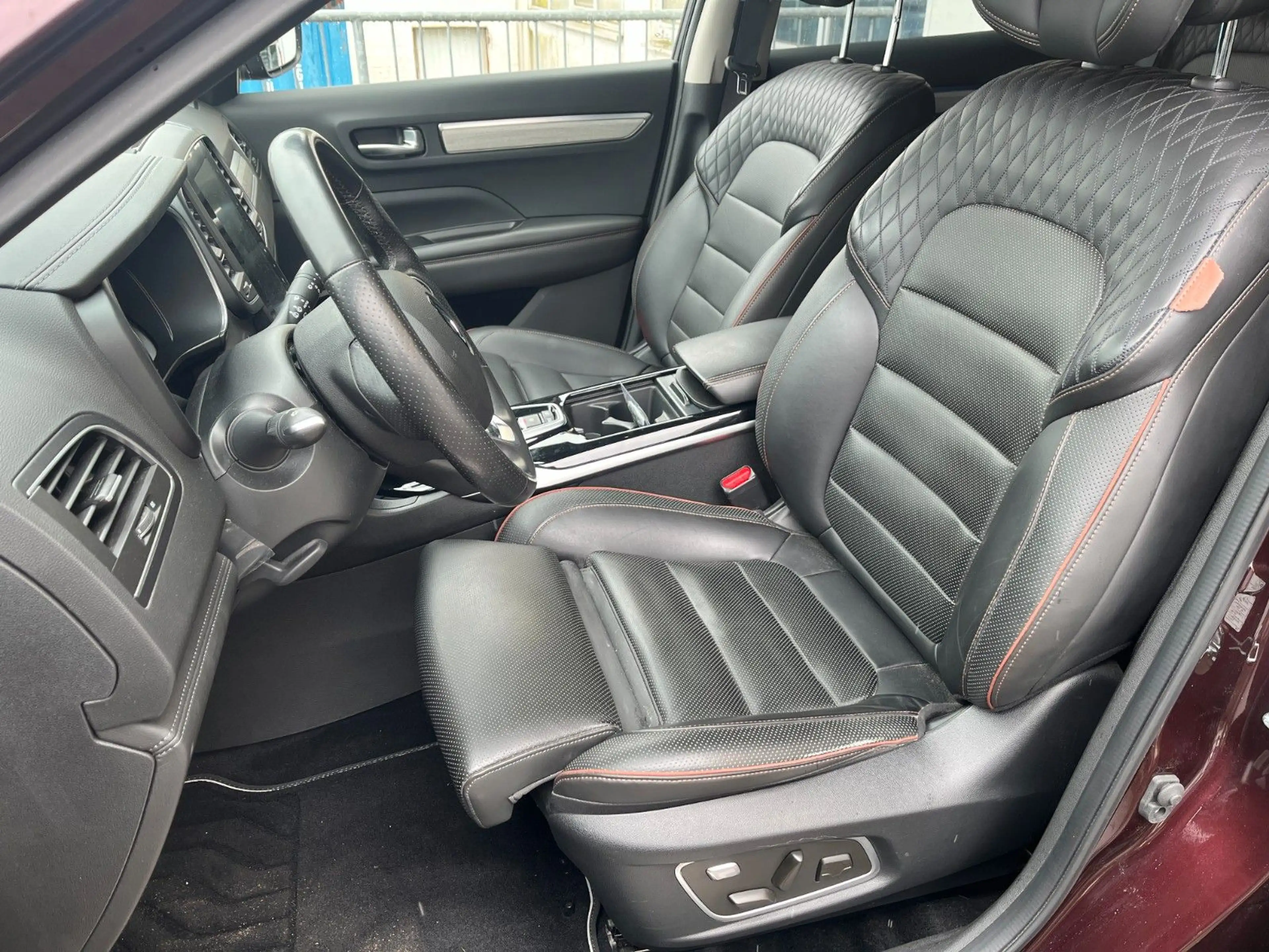 Renault Koleos 1.3 TCe 160 Initiale Paris — photo 11