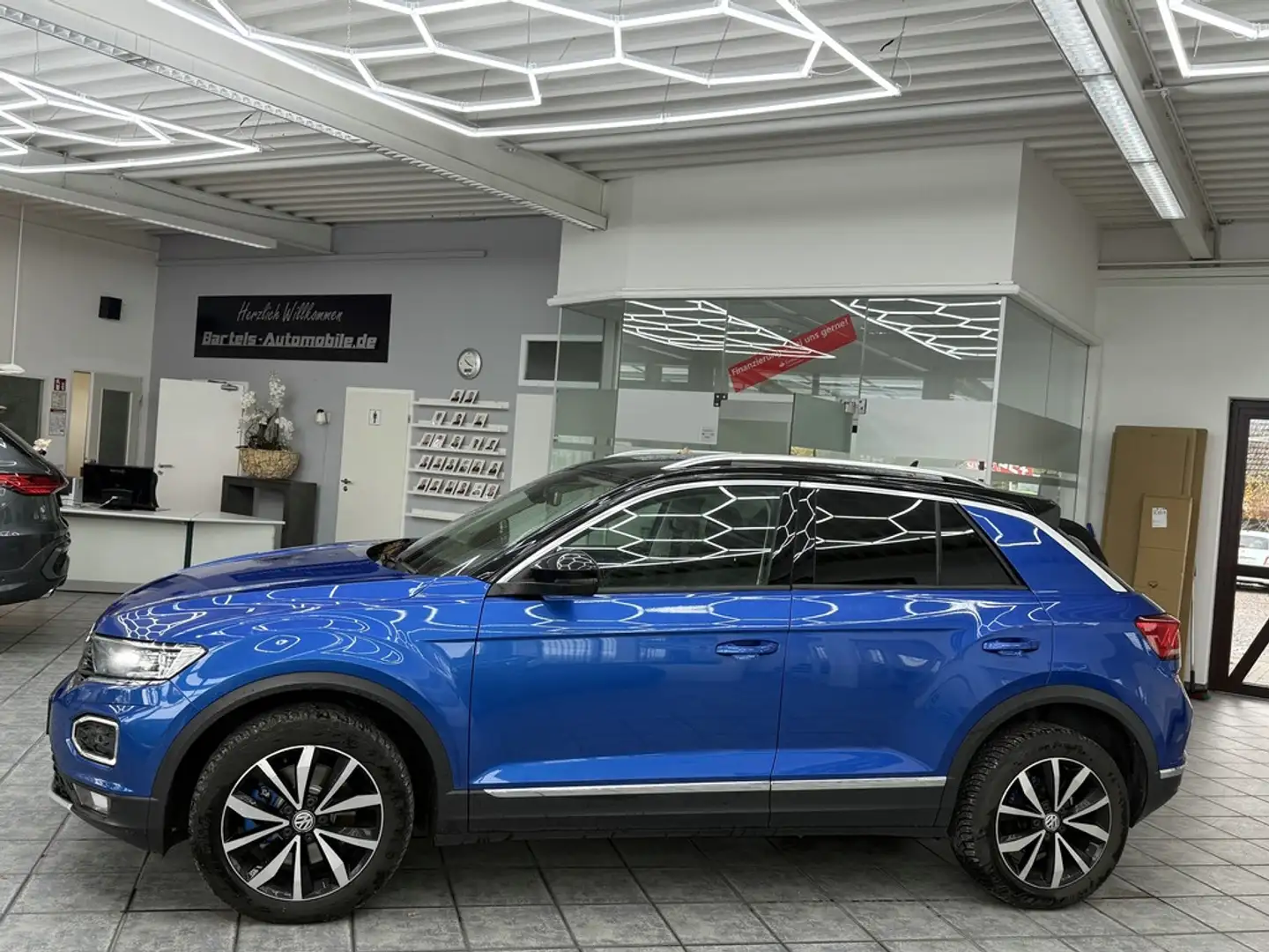 Volkswagen T-Roc 1.0 TSI Style, LED, Navi, ACC, Sitzheizung Blau - 2