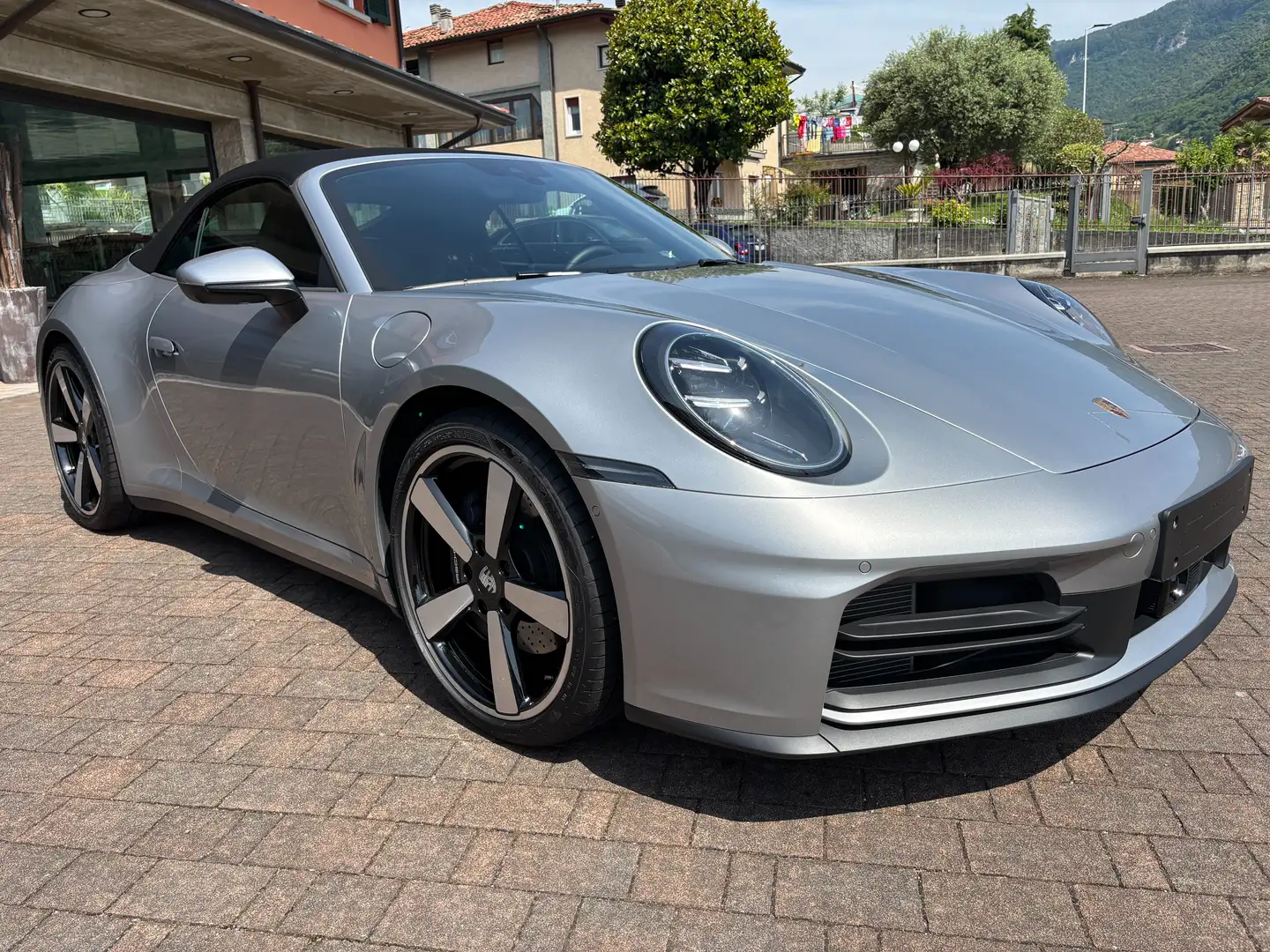 Porsche 911 992.2 Cabriolet MATRIX-SCARICO-MEMORY-ACC-20-21 Argento - 1