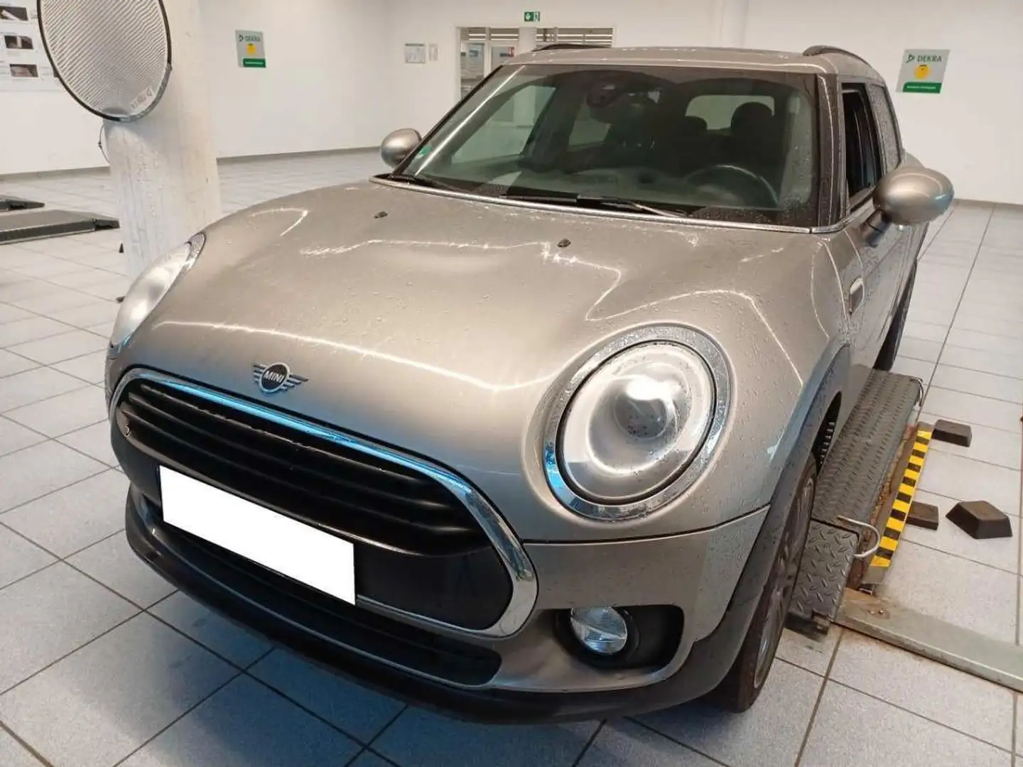 MINI One One D Clubman JCW 18" PANO*Excitement*HK*Chili Silber - 1