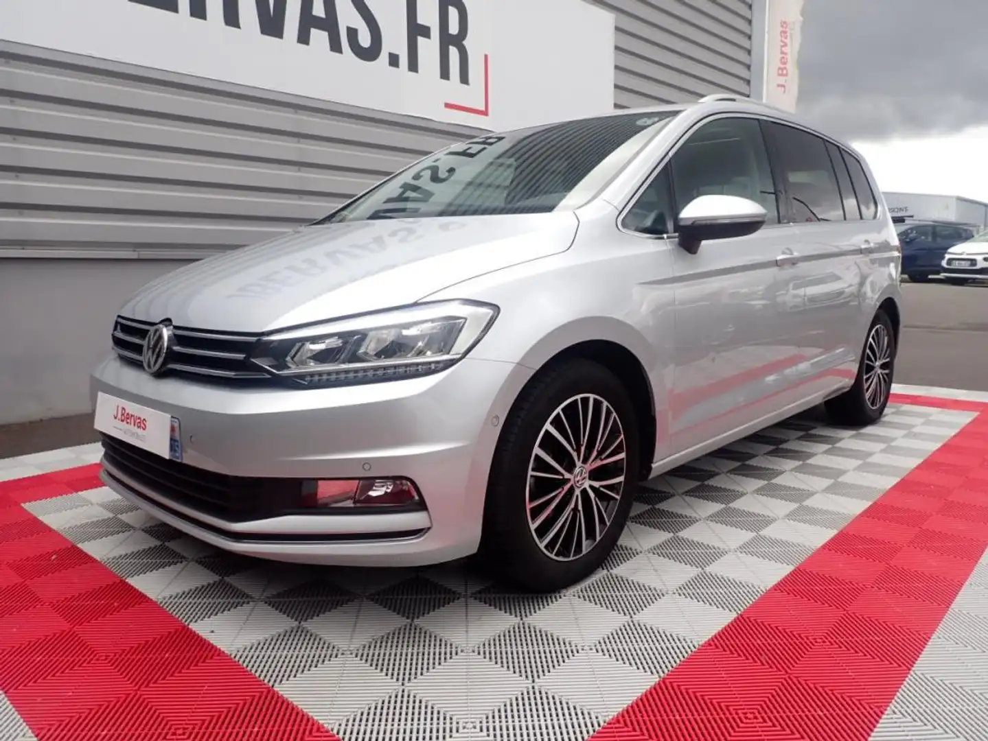 Volkswagen Touran 1.6 TDI 110 BMT Carat 7pl DSG7 Ezüst - 2