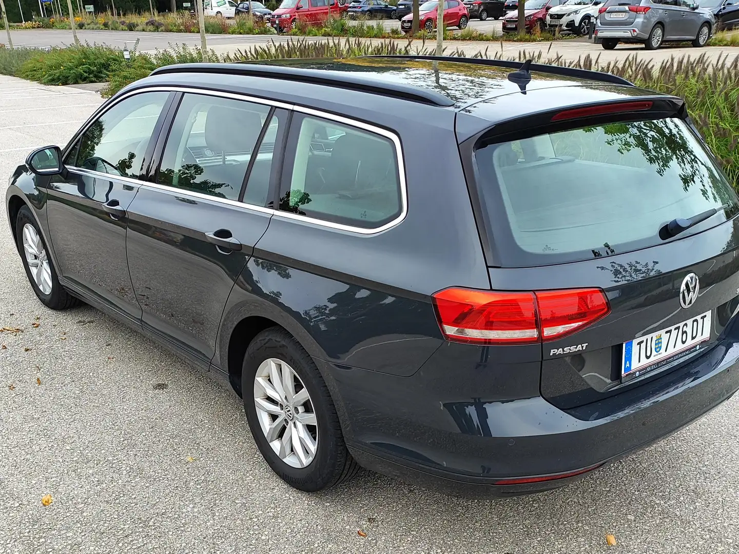 Volkswagen Passat 2.0 Tdi Bluemotion Schwarz - 1