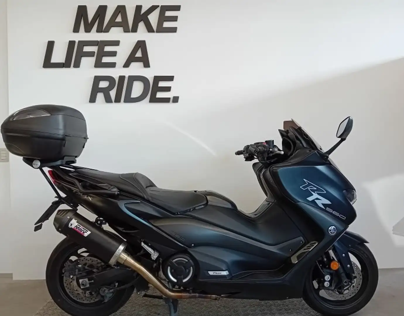 Yamaha TMAX 560 Negru - 1