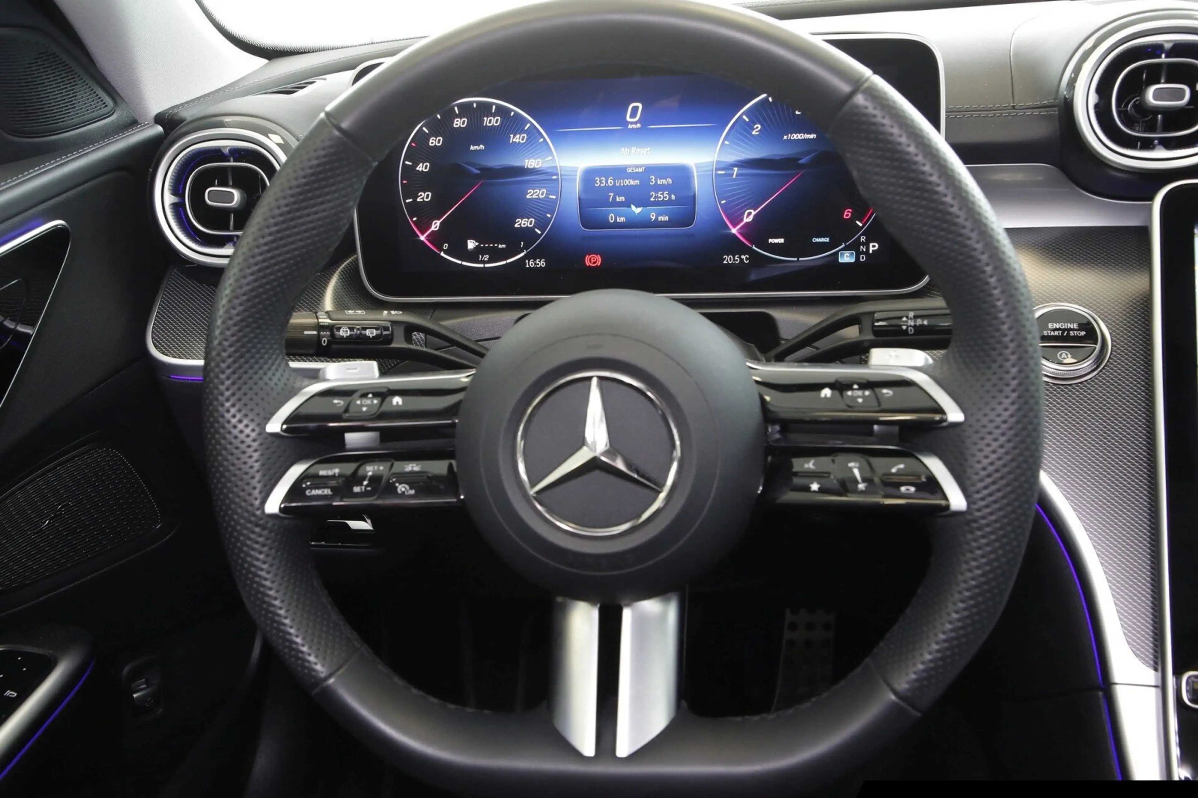 Mercedes-Benz C 220 C 220 d T AMG Night/Totw/Pano/AHK/Memo — photo 13