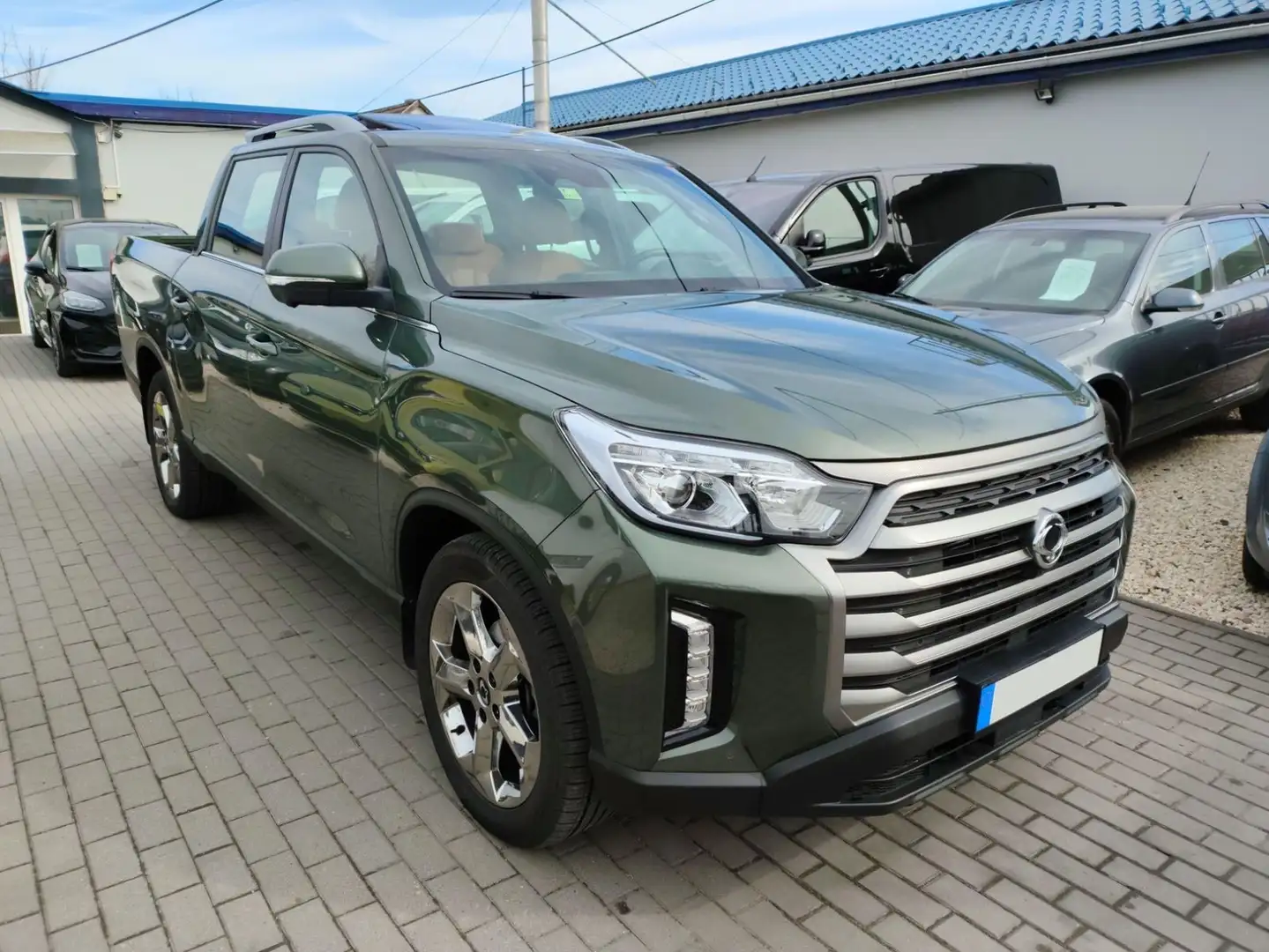 SsangYong Musso AHK NAVI Apple/Android 360 Grad KAMERA Zöld - 1